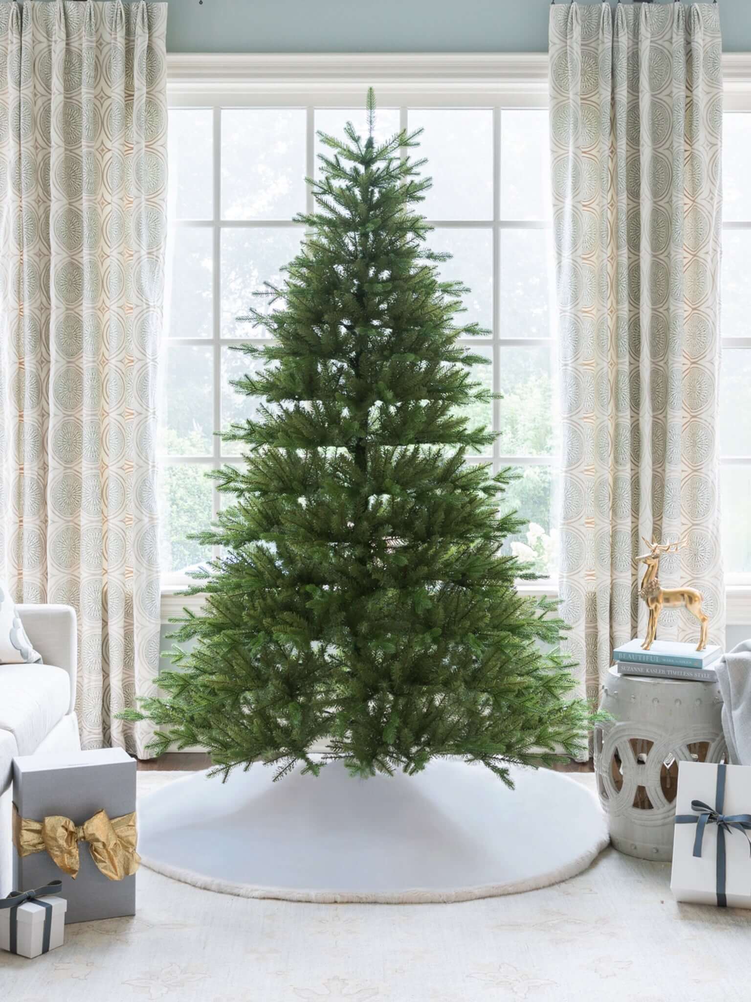 7.5' Alpine Fir Artificial Christmas Tree 800 Warm White Led Lights