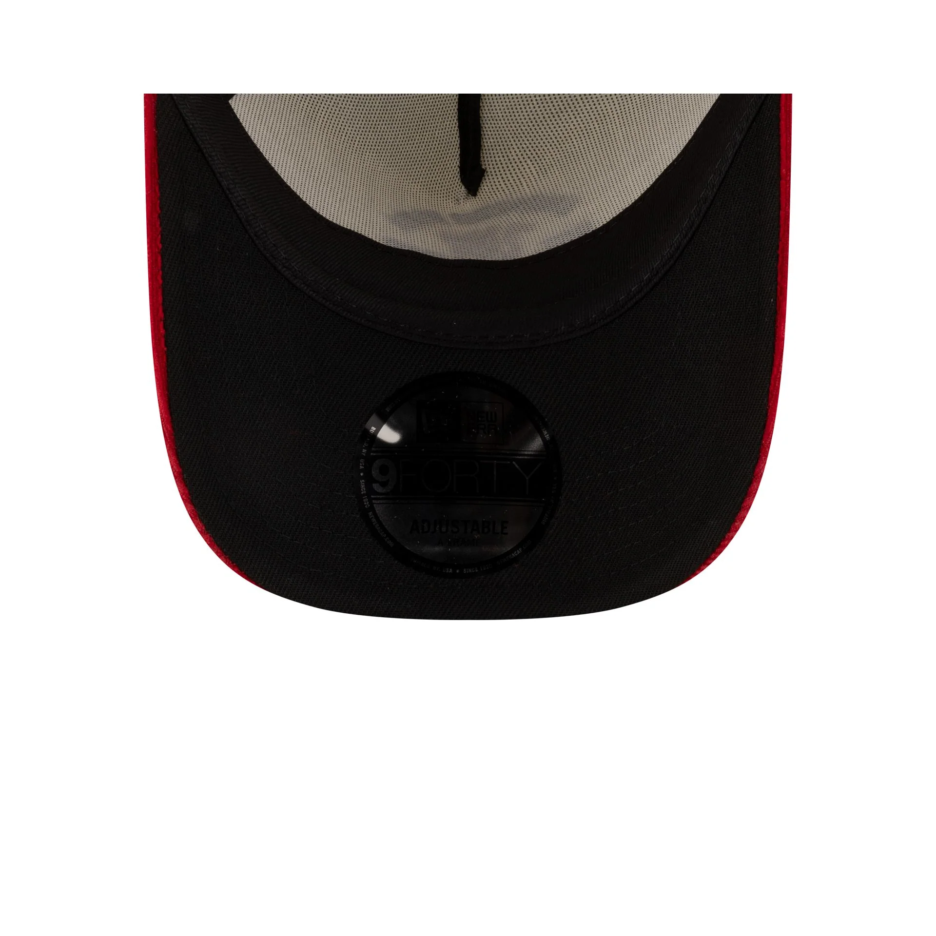 Manchester United FC Chrome White 9FORTY A-Frame Snapback Hat