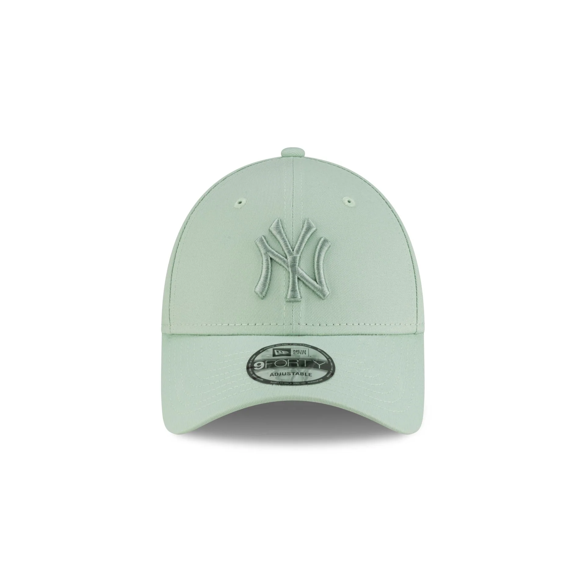 New York Yankees League Essential Pastel Green 9FORTY Adjustable Hat
