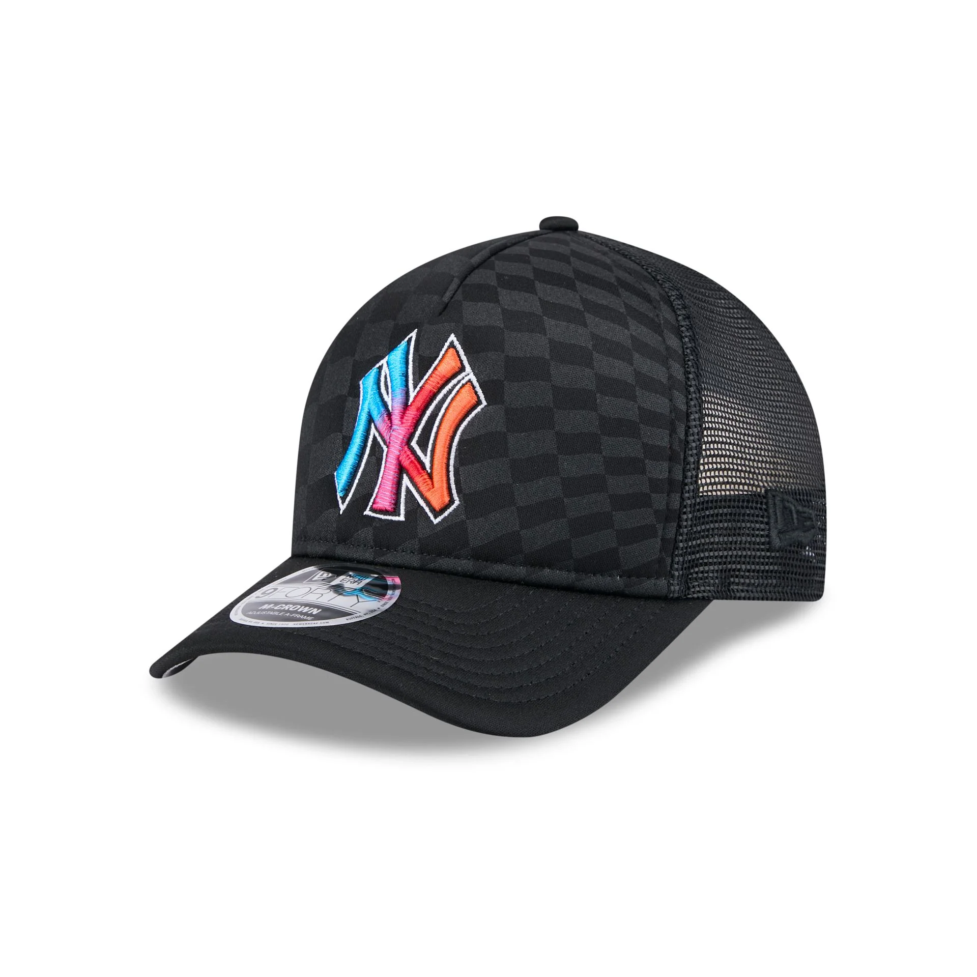 New York Yankees Gradient Raceway 9FORTY M-Crown A-Frame Trucker Hat