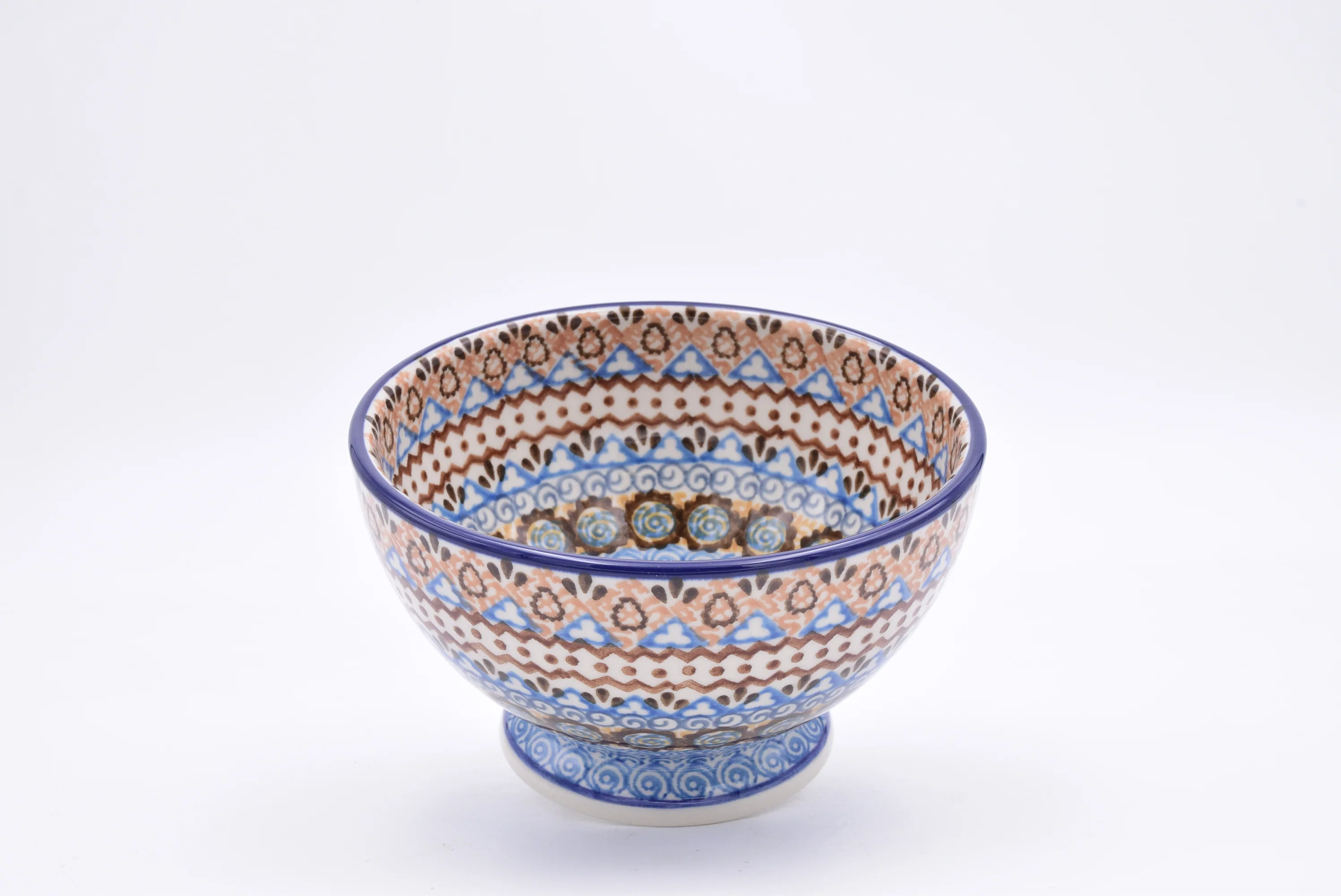 206 Bunzlau Schaal op voet 1359