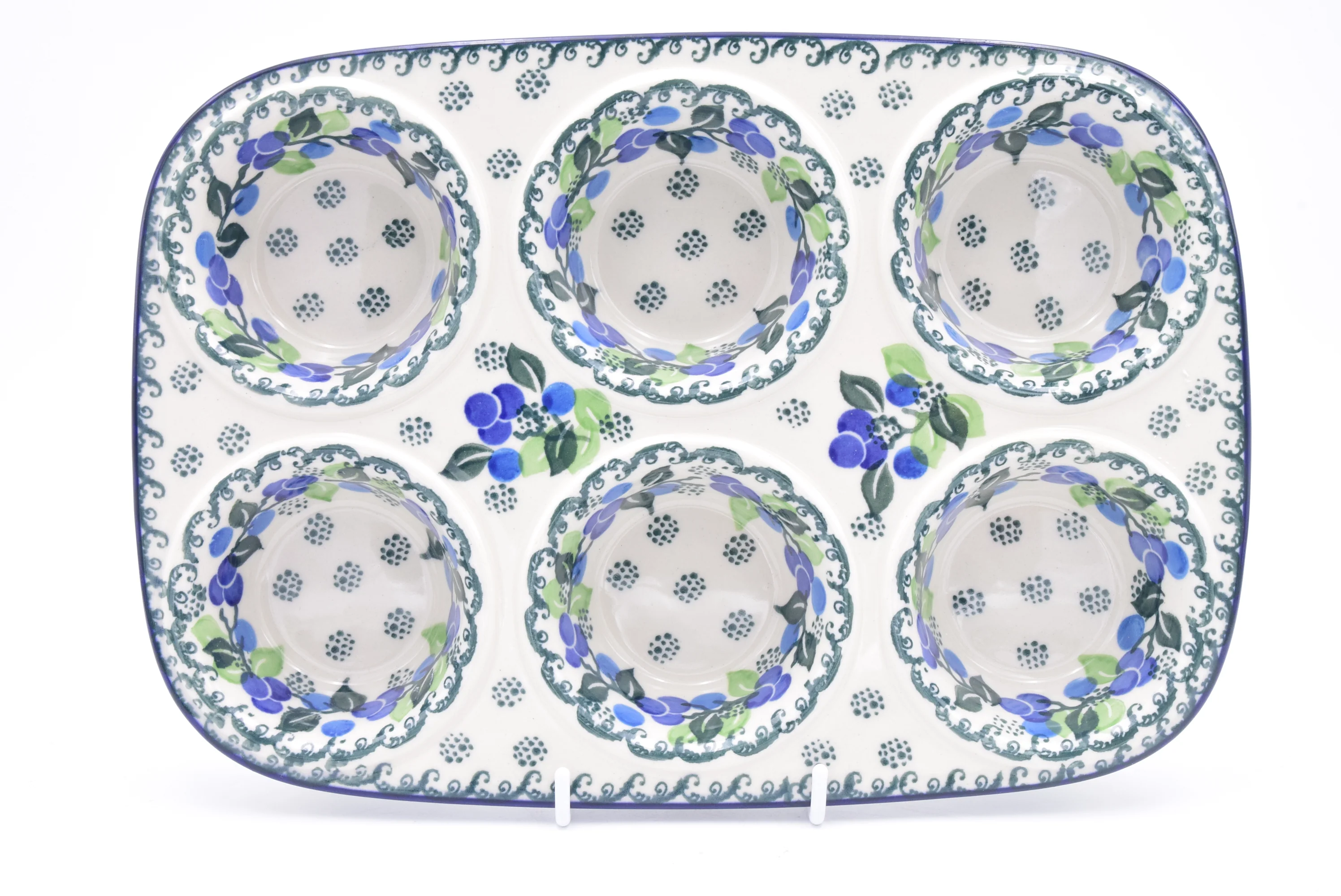 811 Bunzlau Muffin Tray 1416