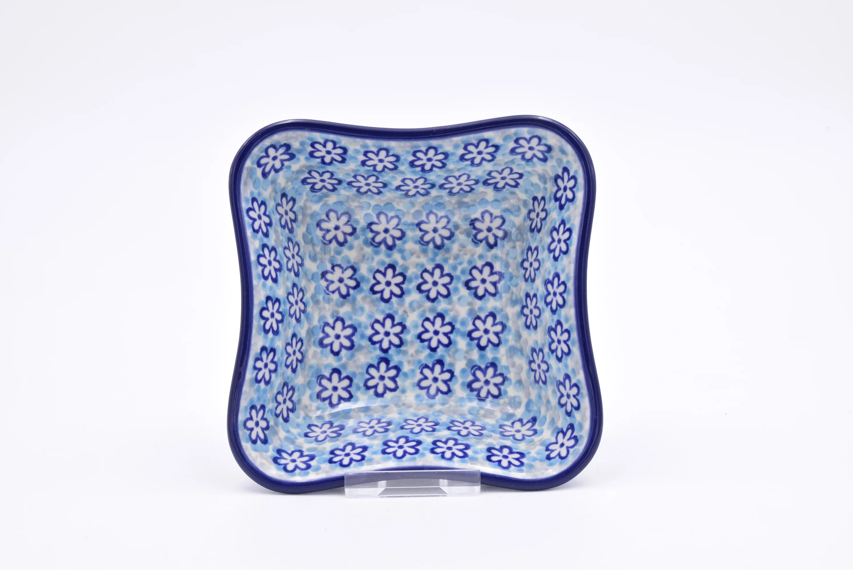 657 Bunzlau Vierkant schaaltje 3212