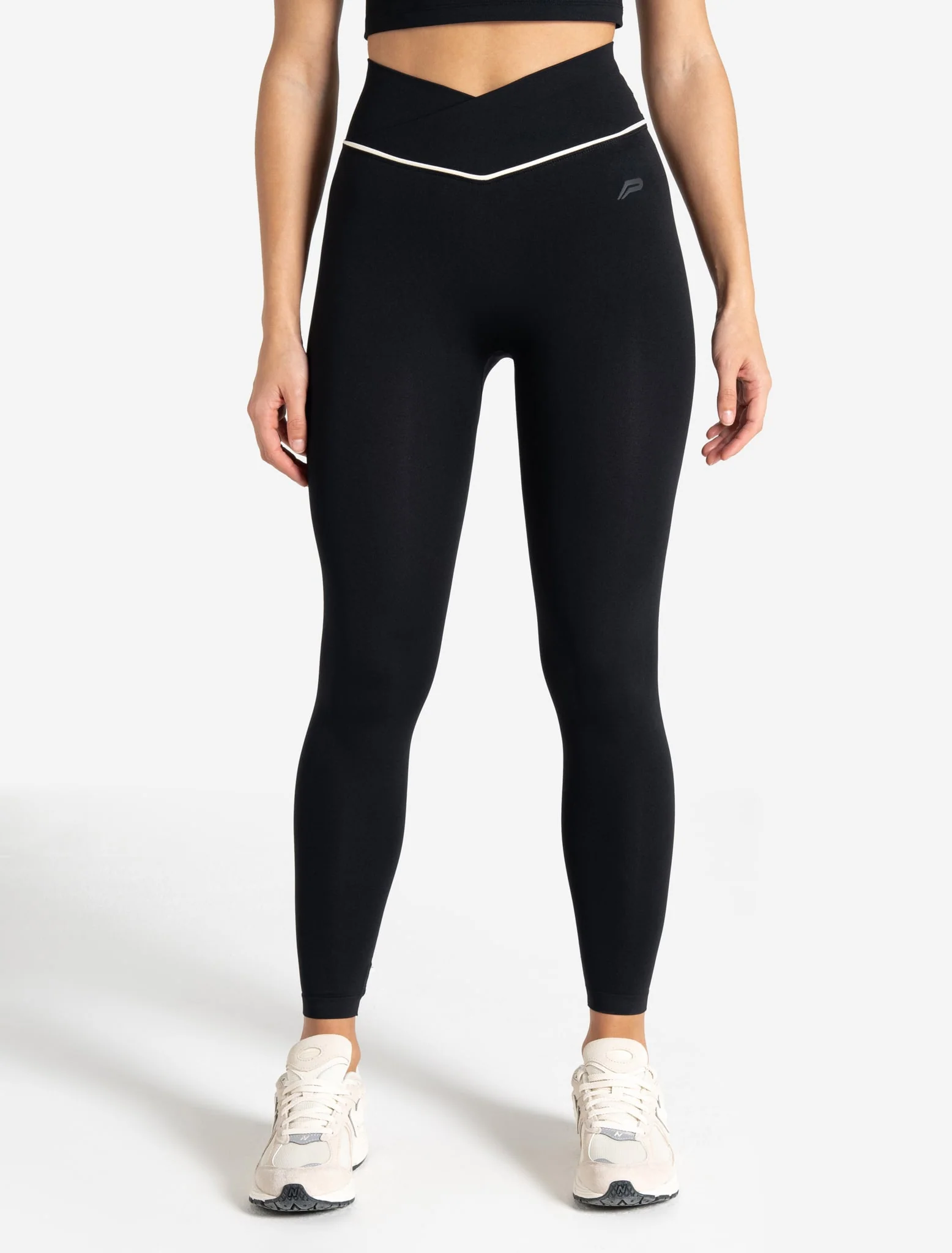 Sculpt Seamless Scrunch Leggings - Black/Marshmallow