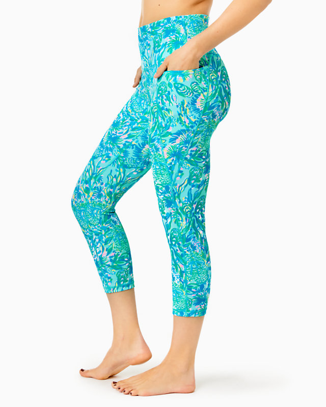 UPF 50+ Luxletic 21" South Beach High Rise Crop Legging | Lilly Pulitzer Outlet - LillypulitzerOutlets