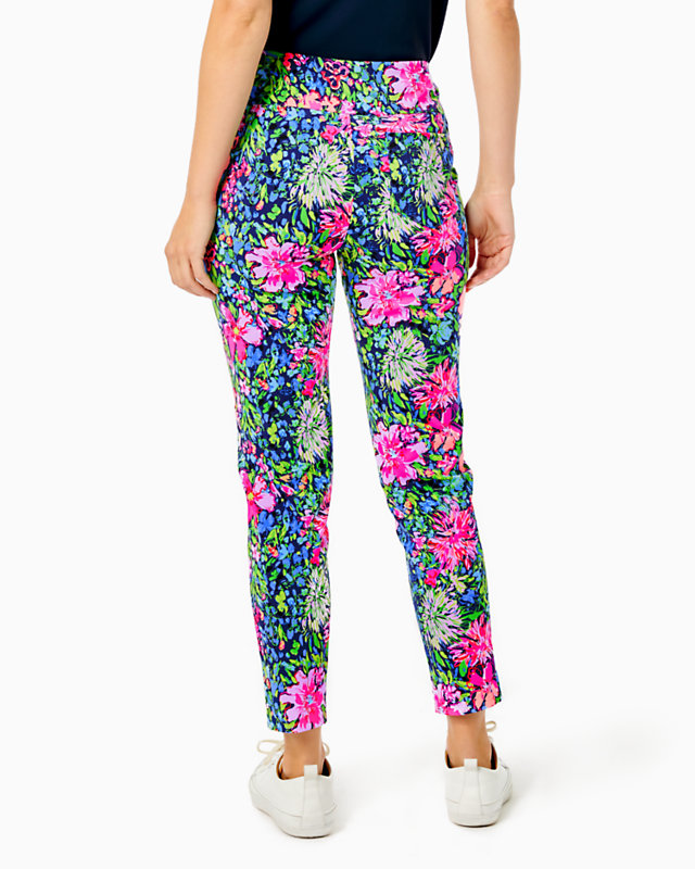 UPF 50+ Luxletic 28" Corso Pant | Lilly Pulitzer Outlet - LillypulitzerOutlets