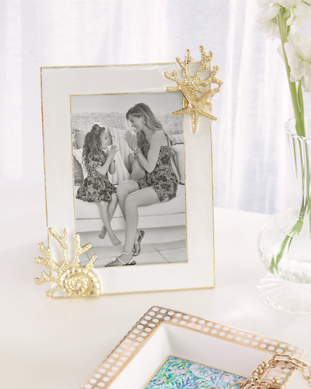 Critter Picture Frame | Lilly Pulitzer Sale | Lilly Pulitzer Outlet - LillypulitzerOutlets