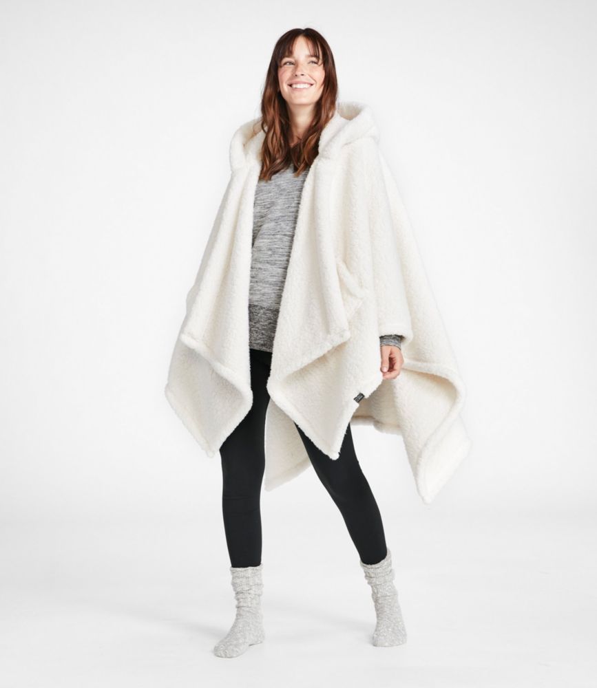 Cozy Sherpa Wearable Throw - LLBeanoutlets