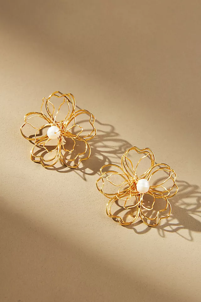 Wire Floral Pearl Stud Earrings GOLD - LLBeanoutlets