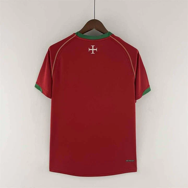 Portugal 2006/07 Retro Home Football Shirt