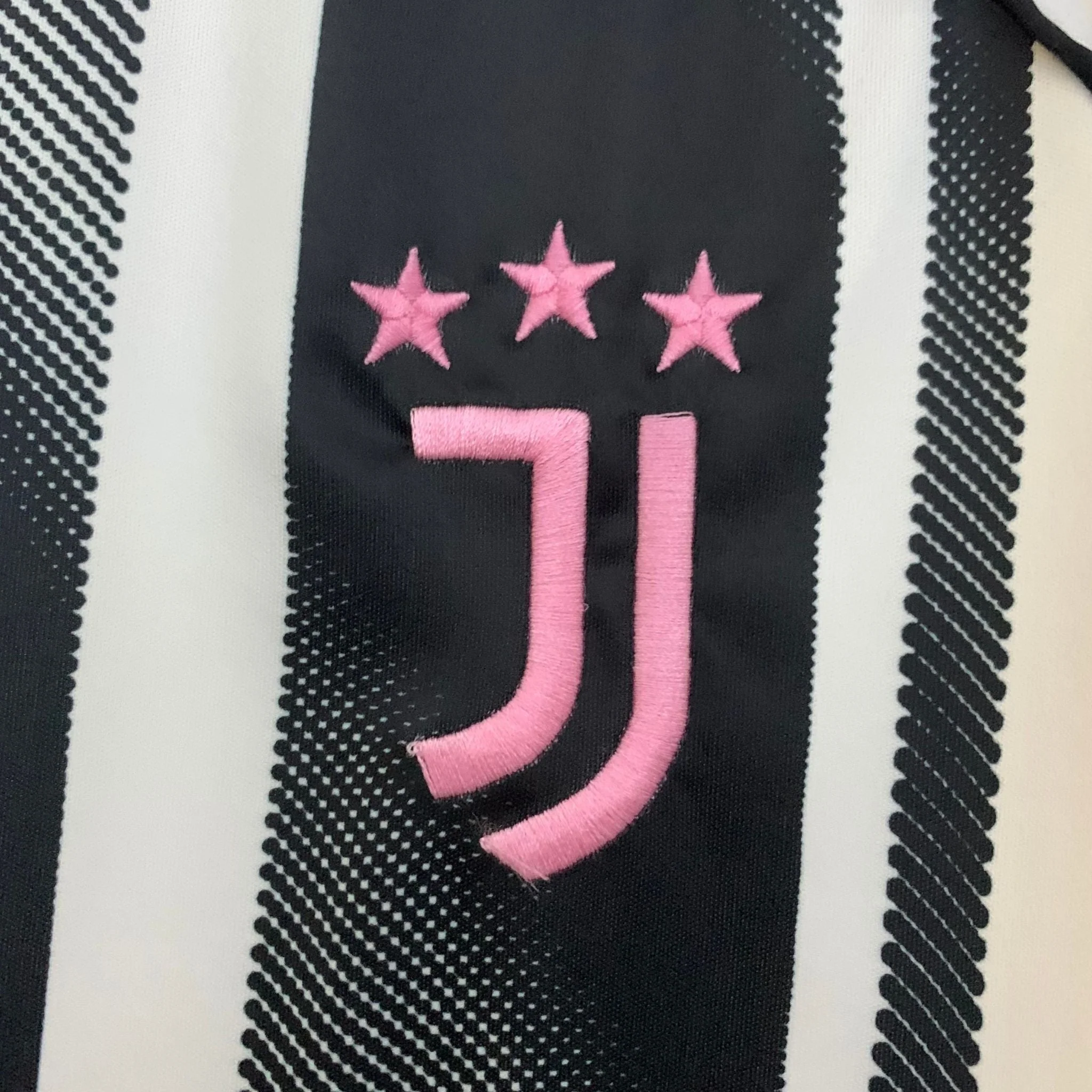 25/26 Juventus Home Kit