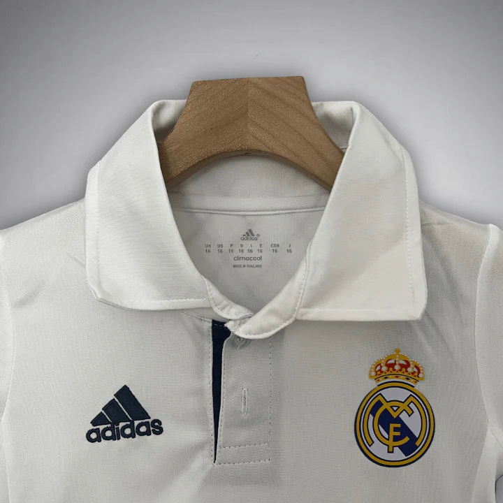 Real Madrid 2016/17 Kids White Home Shirt & Shorts Set