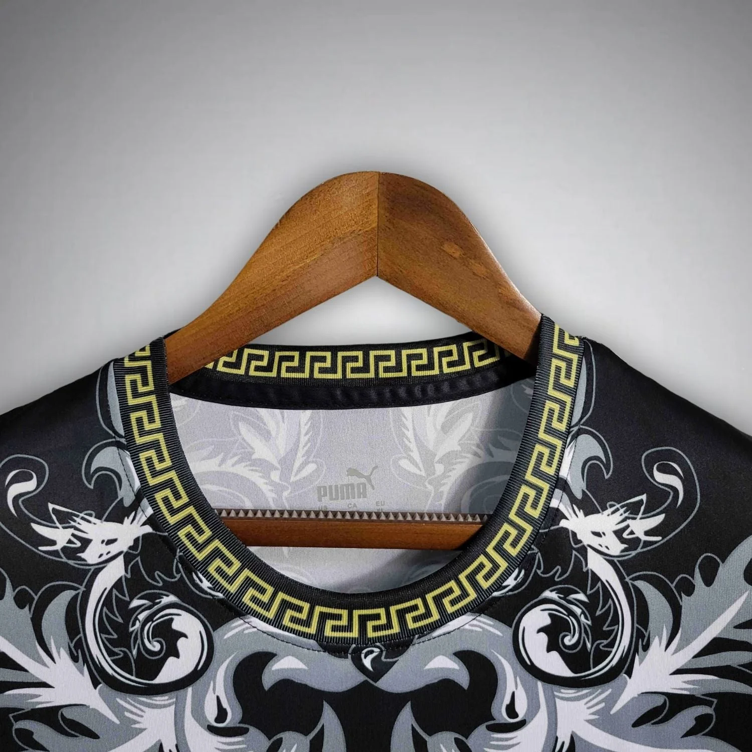 Italy Versace Premium Black Kit