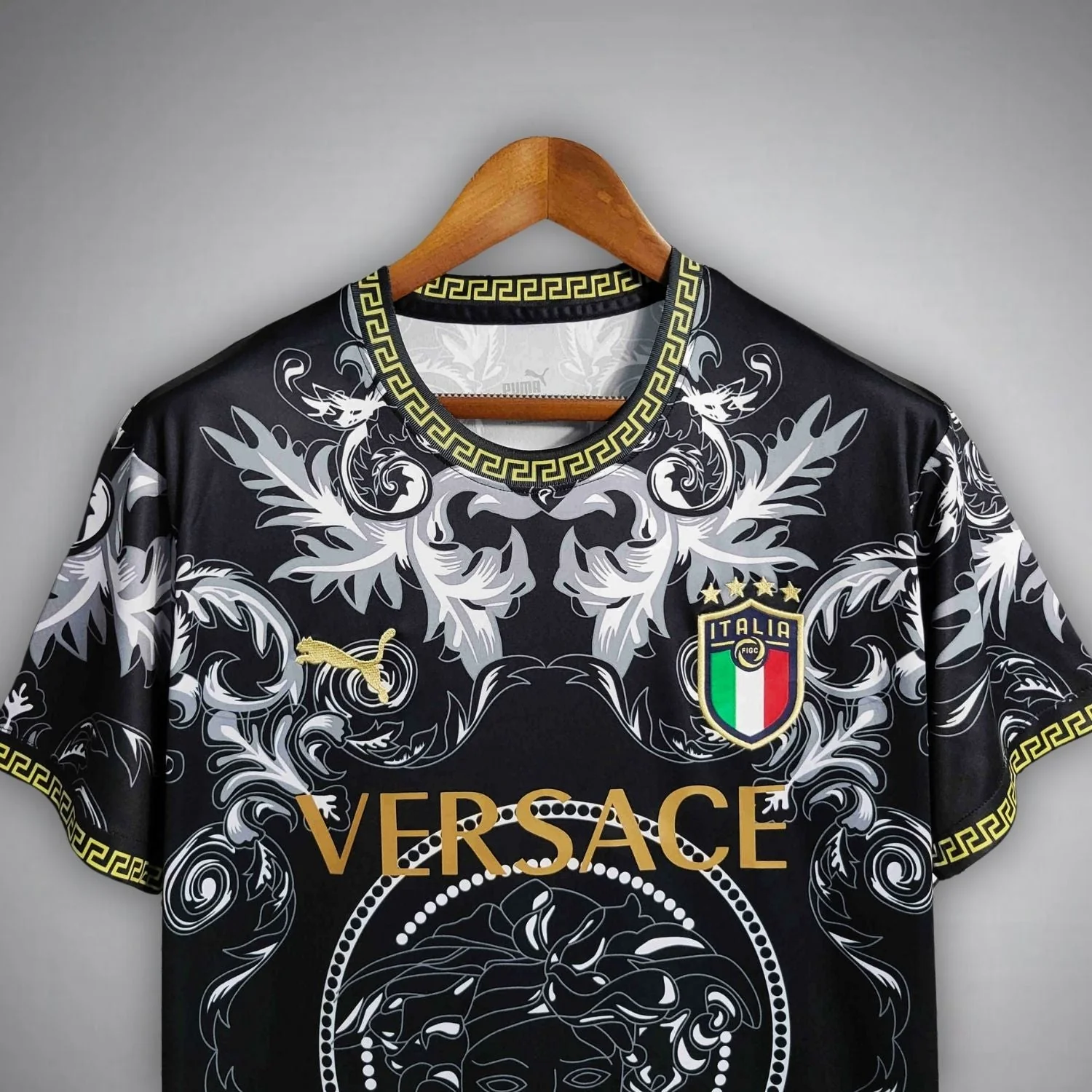 Italy Versace Premium Black Kit