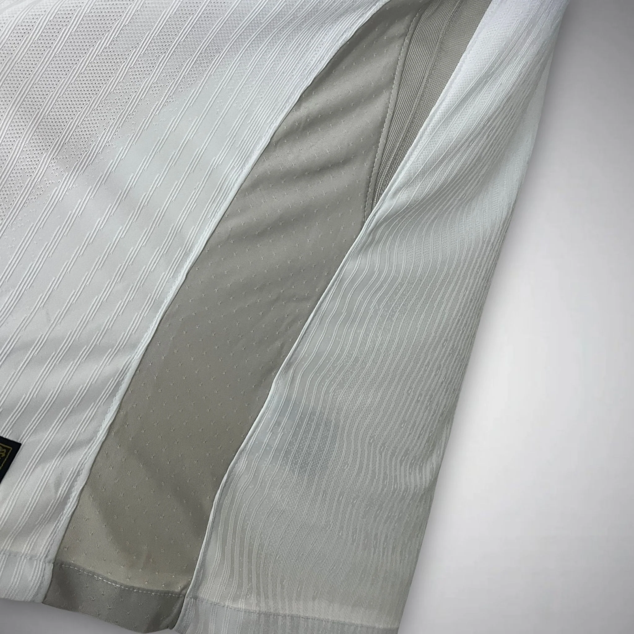 25/26 Tottenham Home Premium Kit