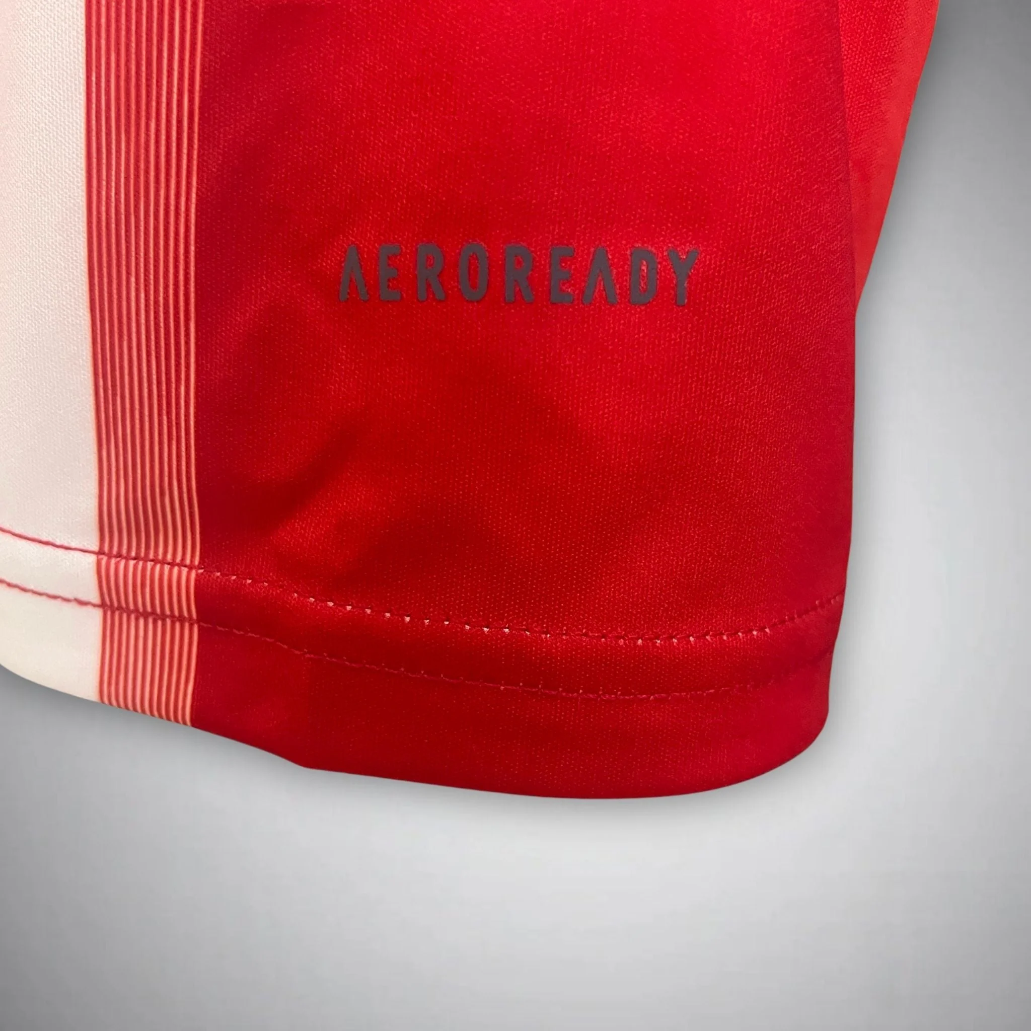 25/26 Bayern München Home Kit