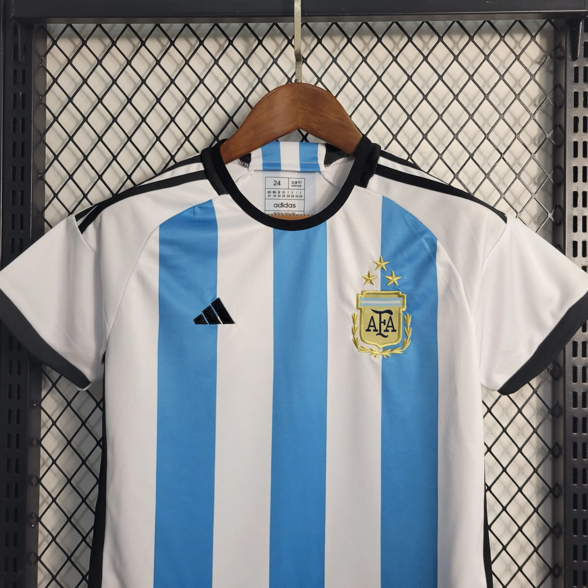 Argentina 2022/2023 home kit (Kids)
