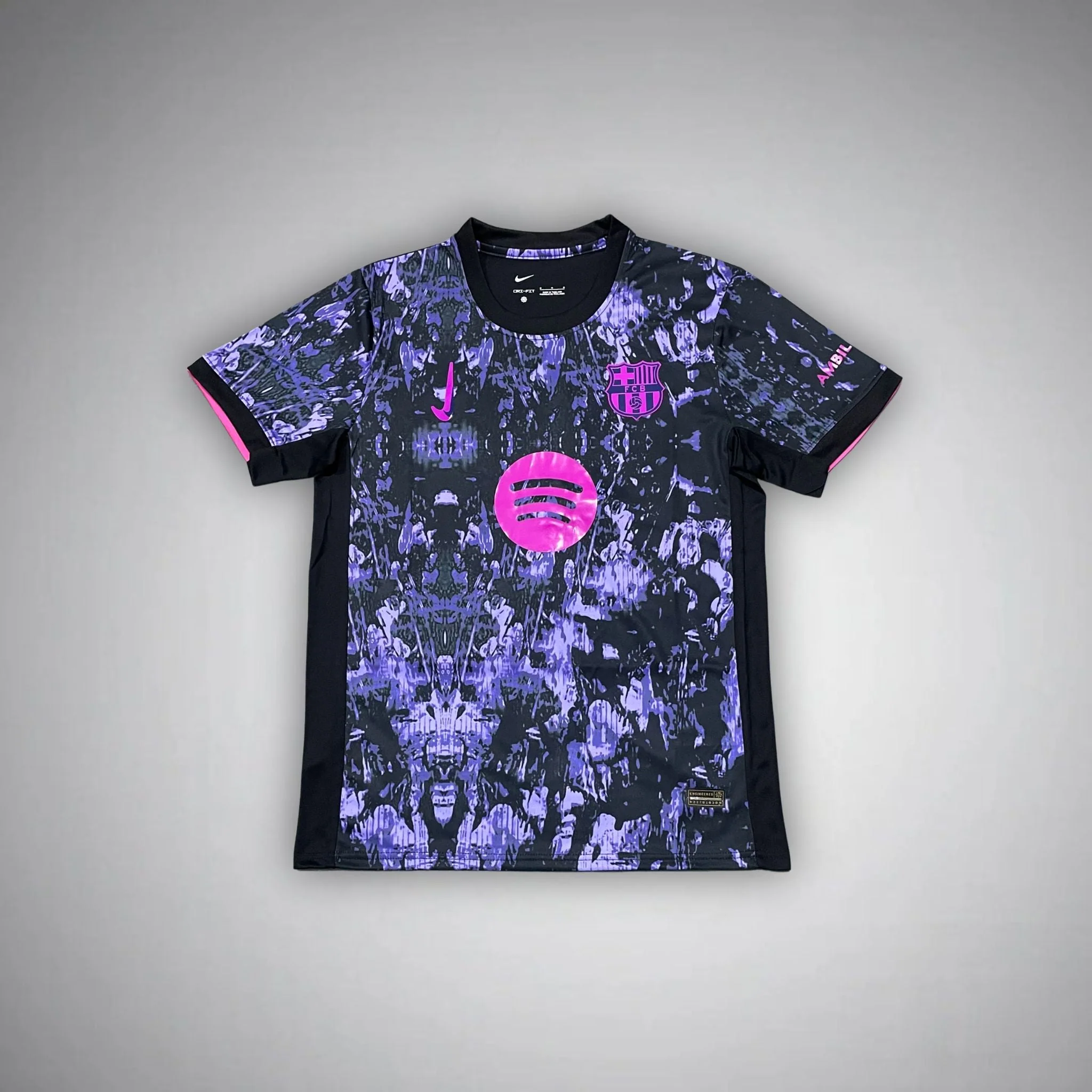 Football Jersey Review: FC Barcelona La Esencia 2025