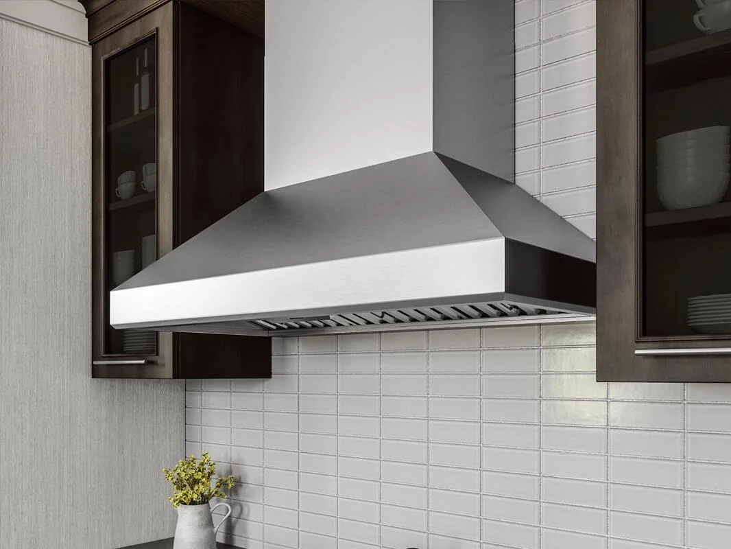 Zephyr 48'' Titan Pro Wall Mount Range Hood 750 CFM LED Lights