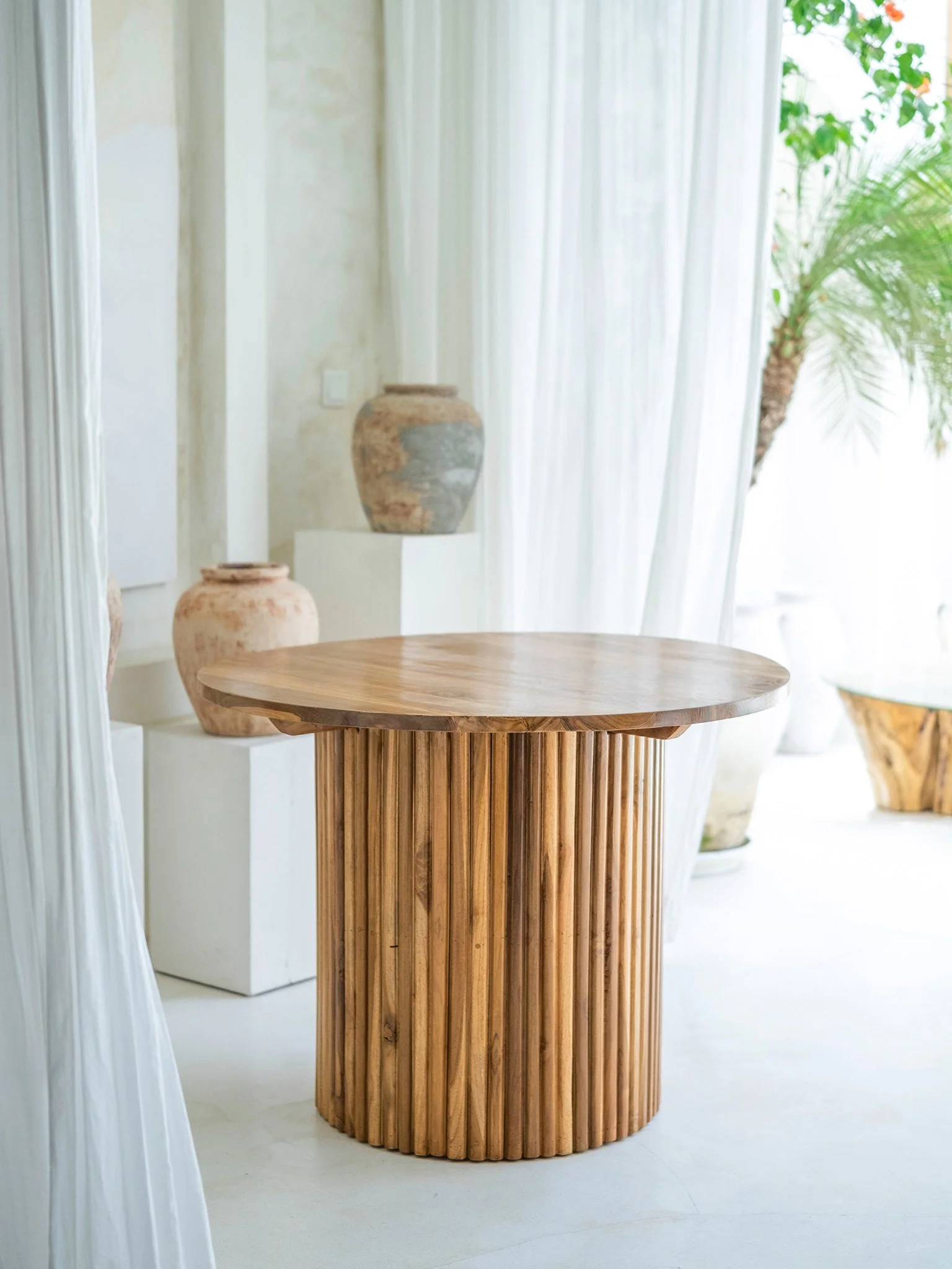 Maya Round Dining Table