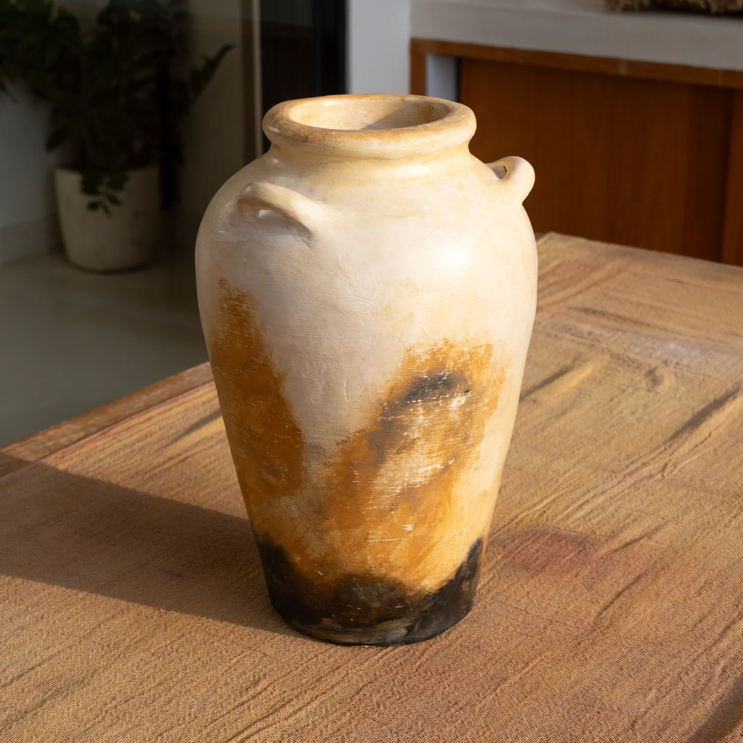 Tanah Ceramic Vase