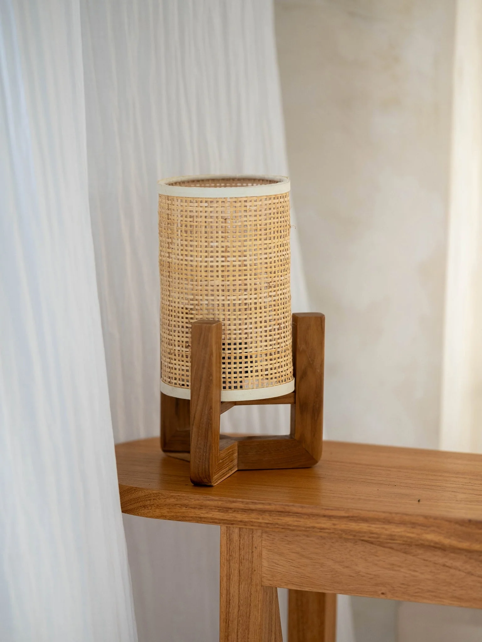 Fitri Rattan Lamp