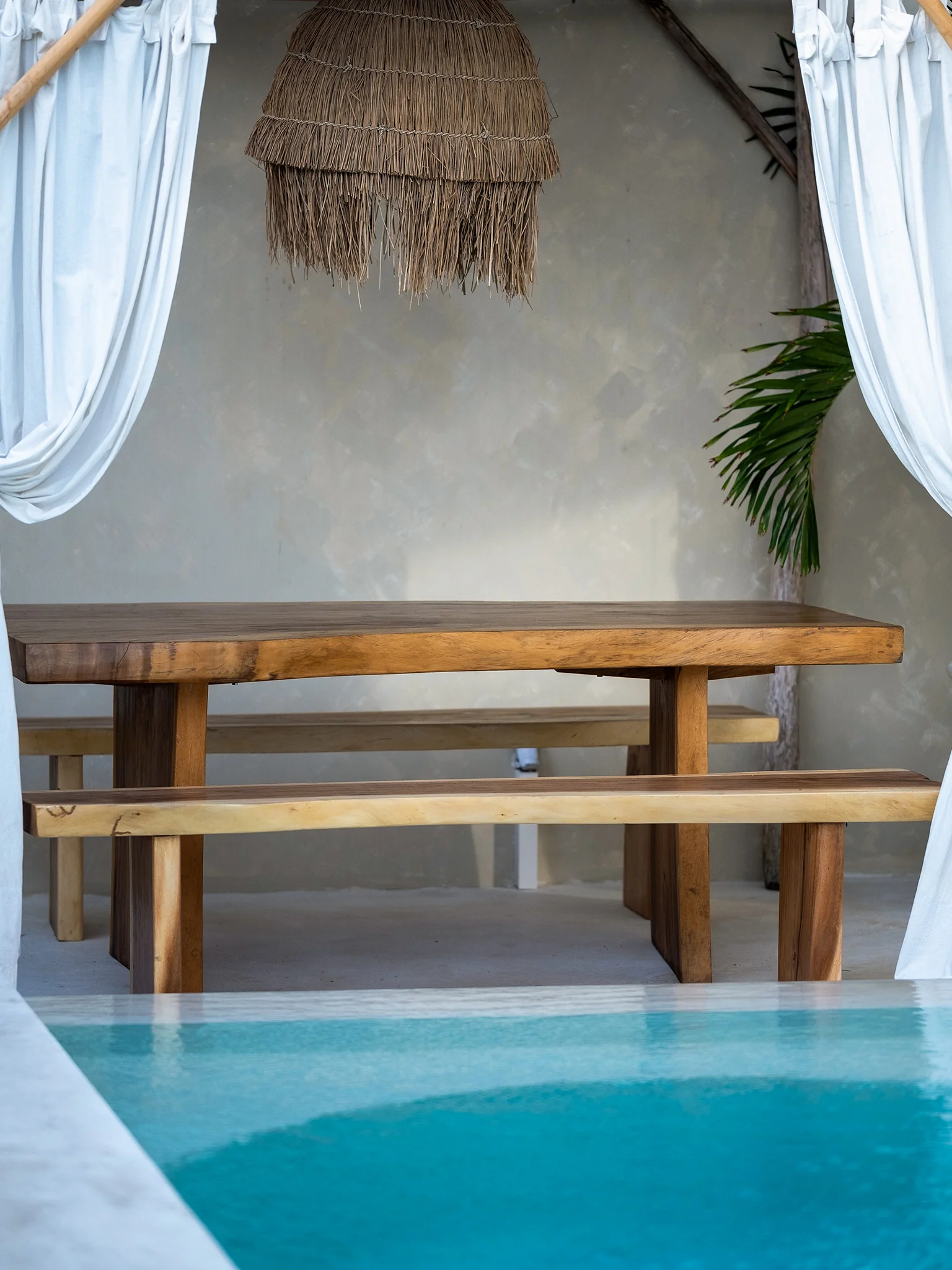 Kawi Dining Table With Bench