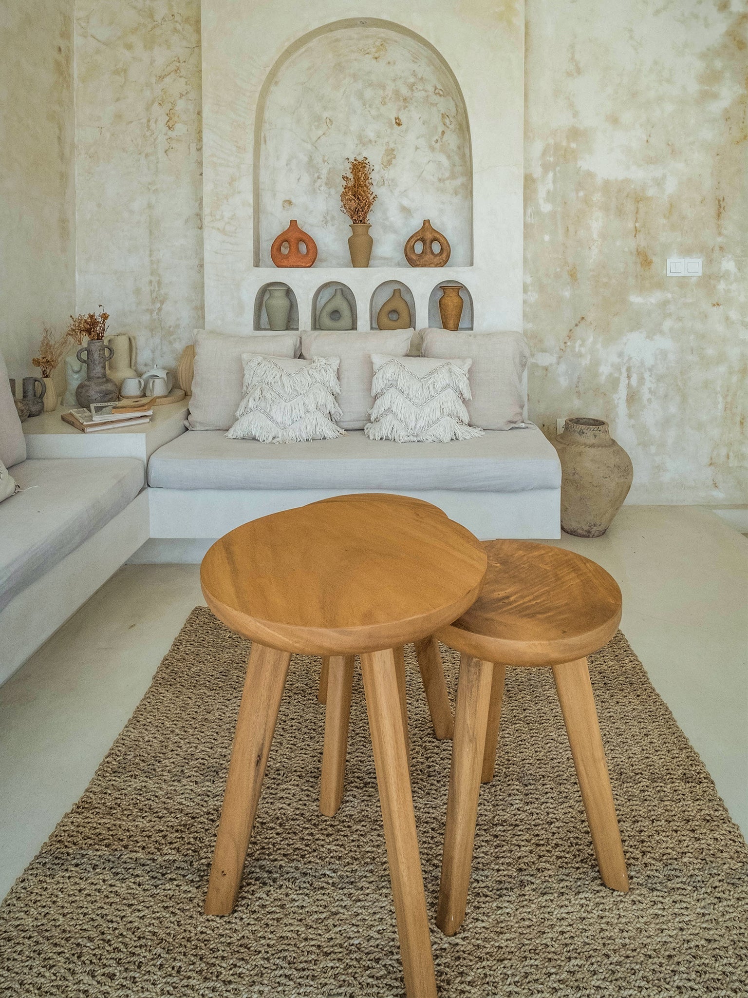 Suka Round Coffee Table