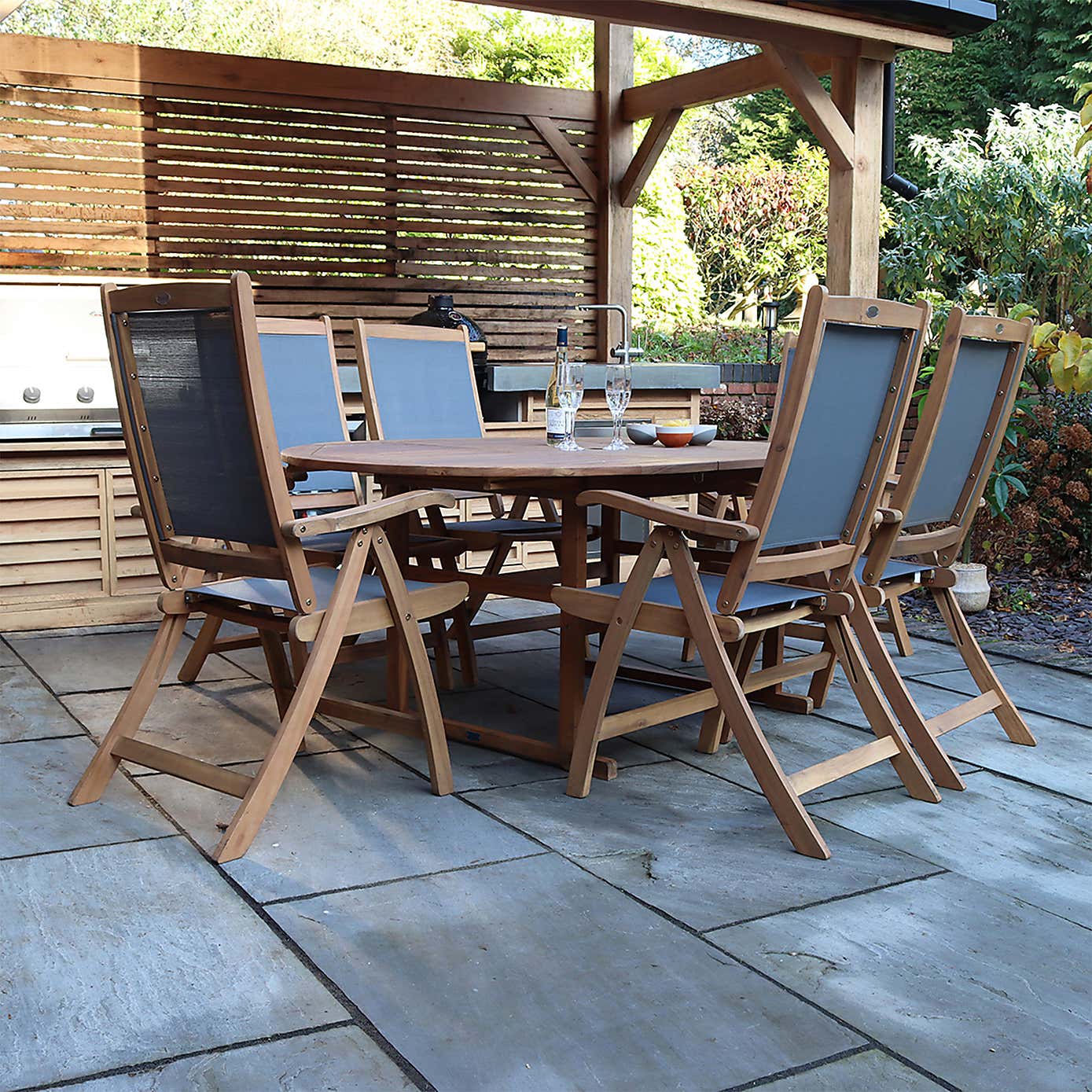 Turnbury Extendable 6 Seater Outdoor Recliner Set