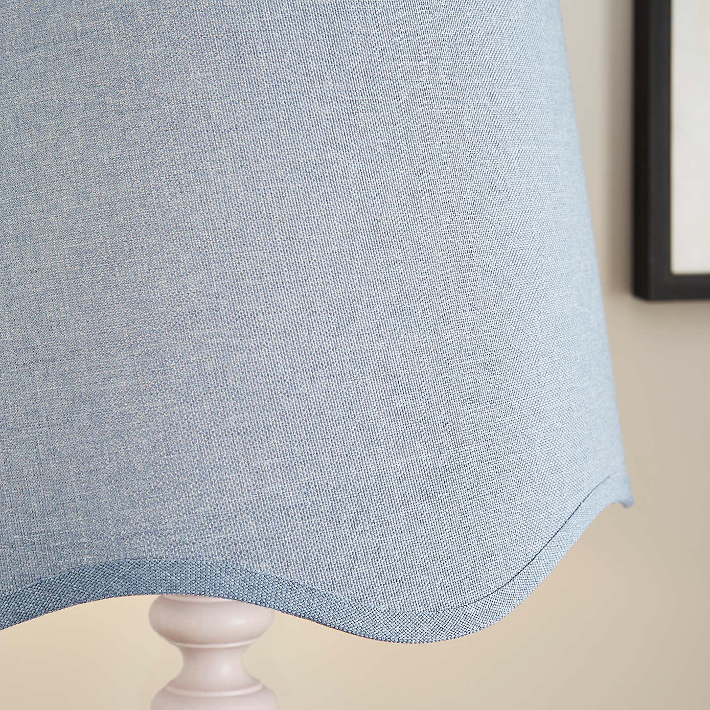 Scalloped Edge Linen Lamp Shade
