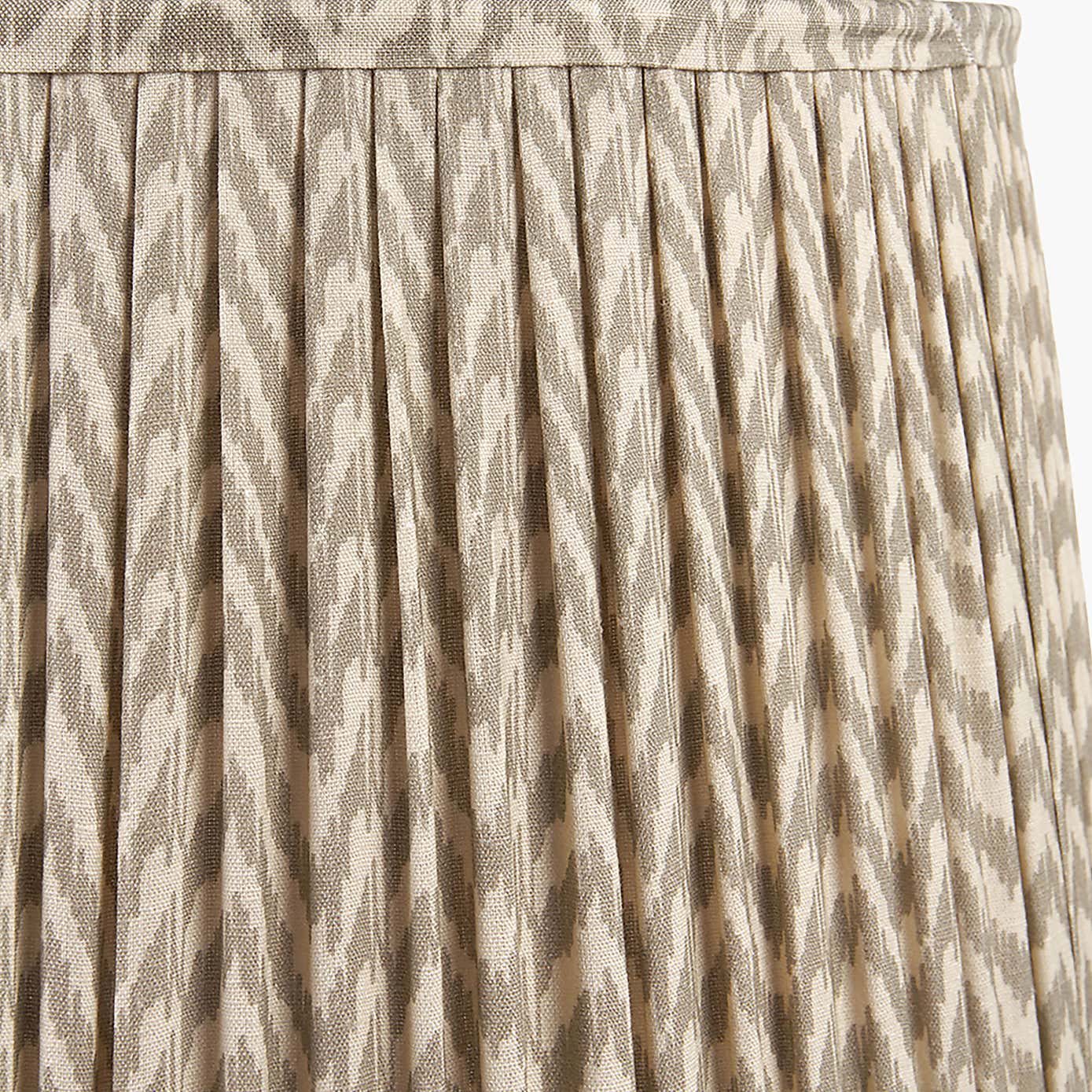 Vienna Chevron Mushroom Pleat Shade
