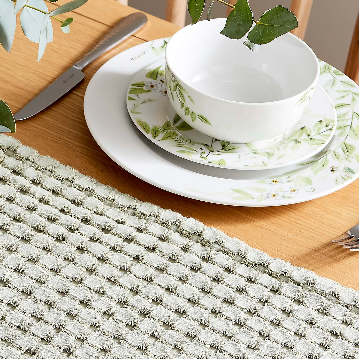 Willow Trail 12 Piece Sage Gloss Porcelain Dinner Set