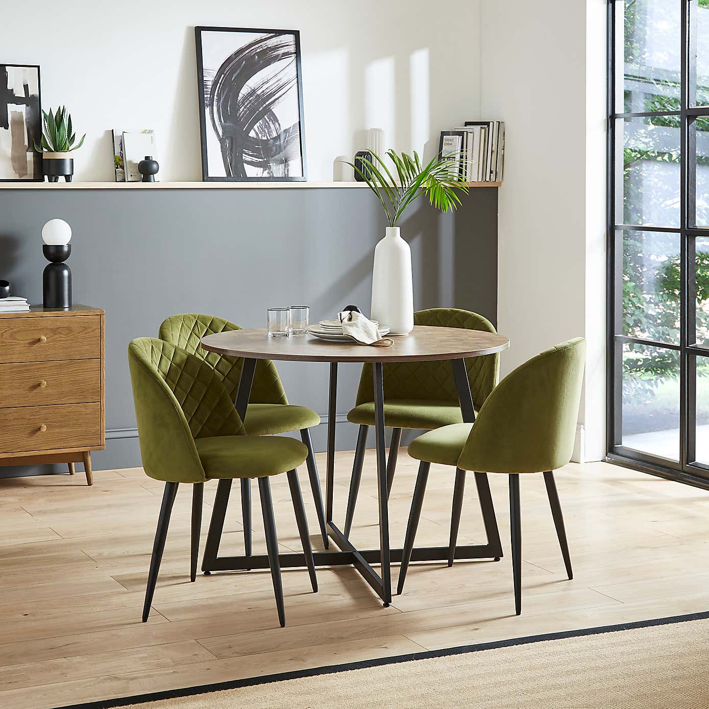 Brayden Round Dining Table