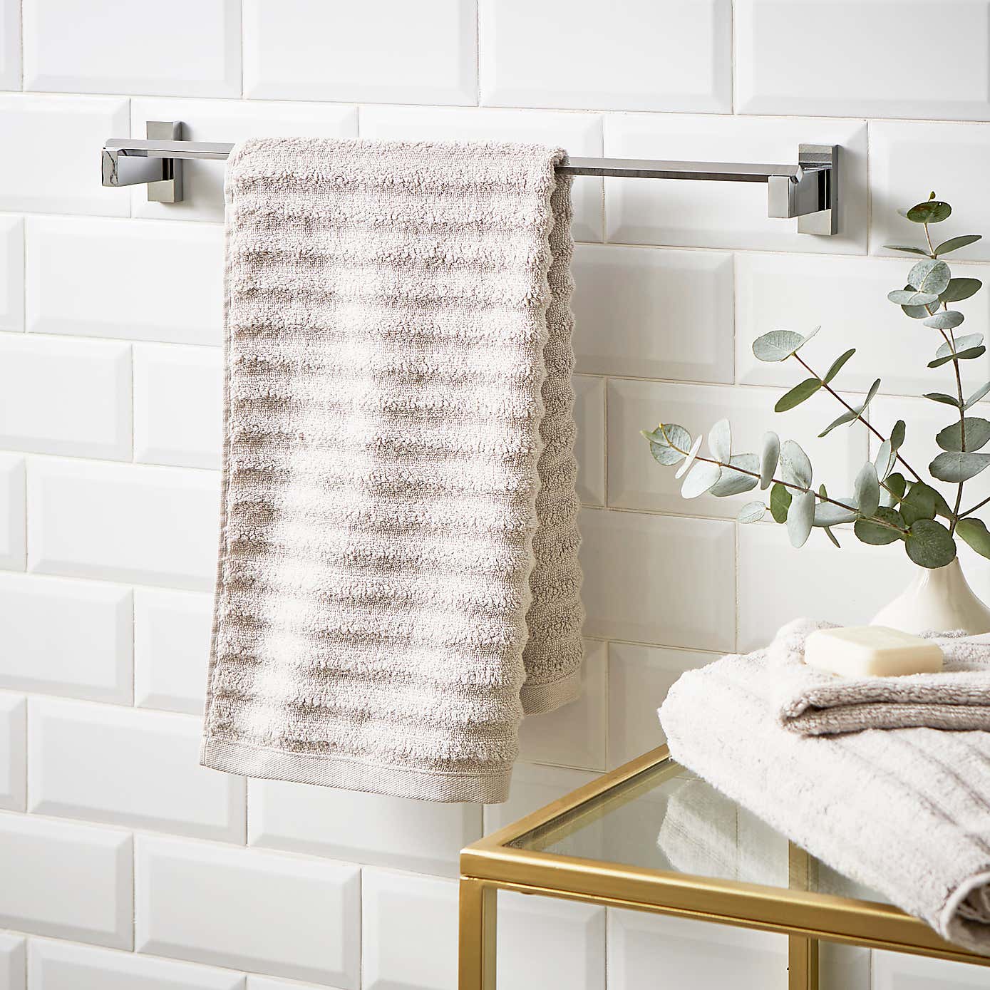 Modern Luxe Square Towel Rail