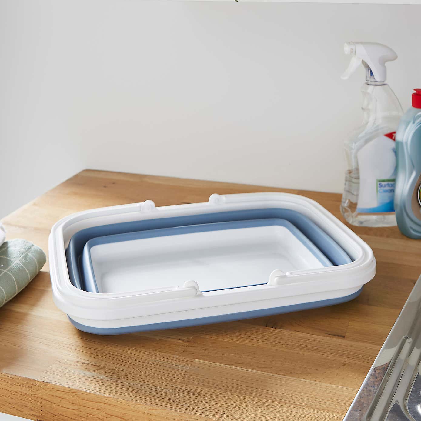 Collapsible Cleaning Bowl with Handle