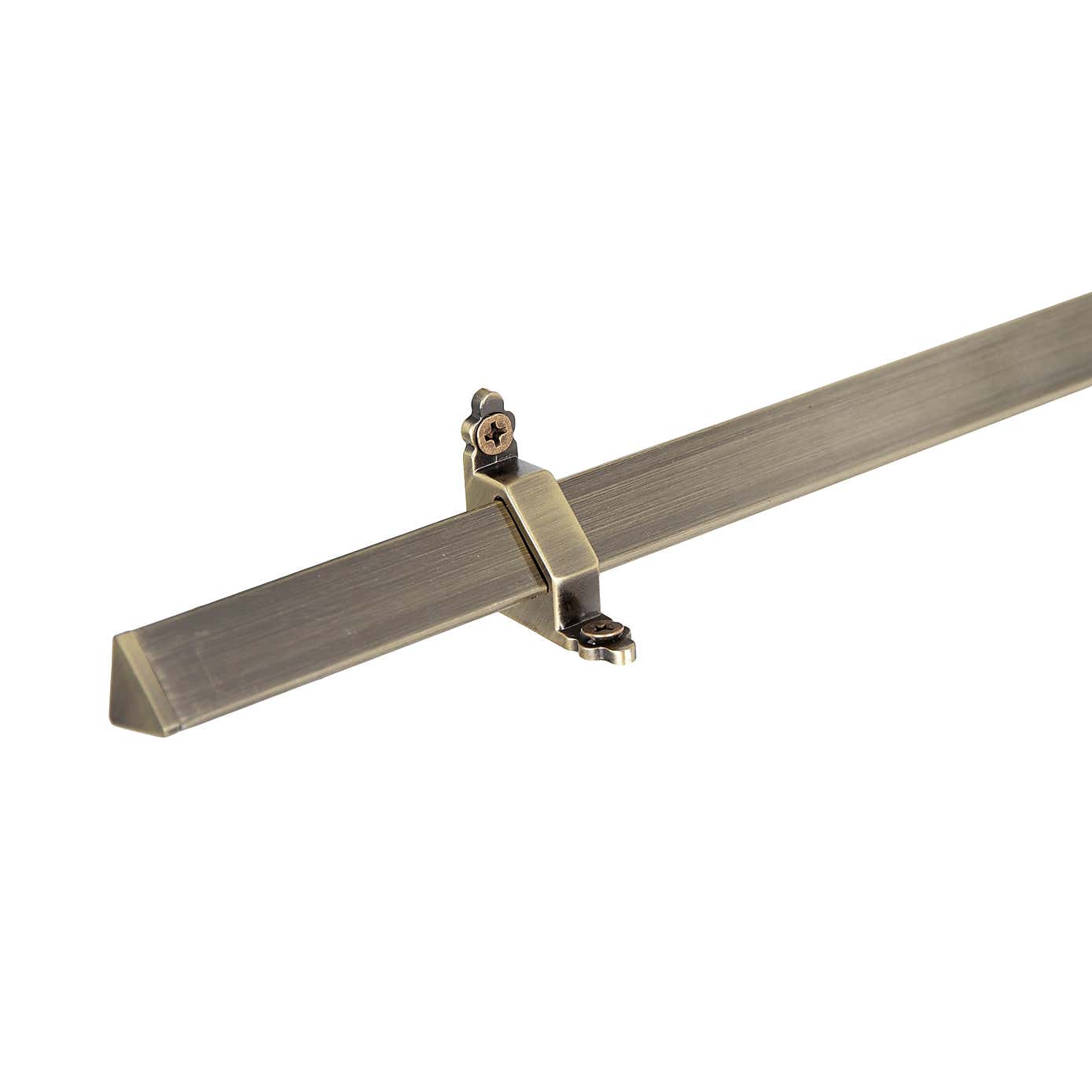 Triangular Stair Rod