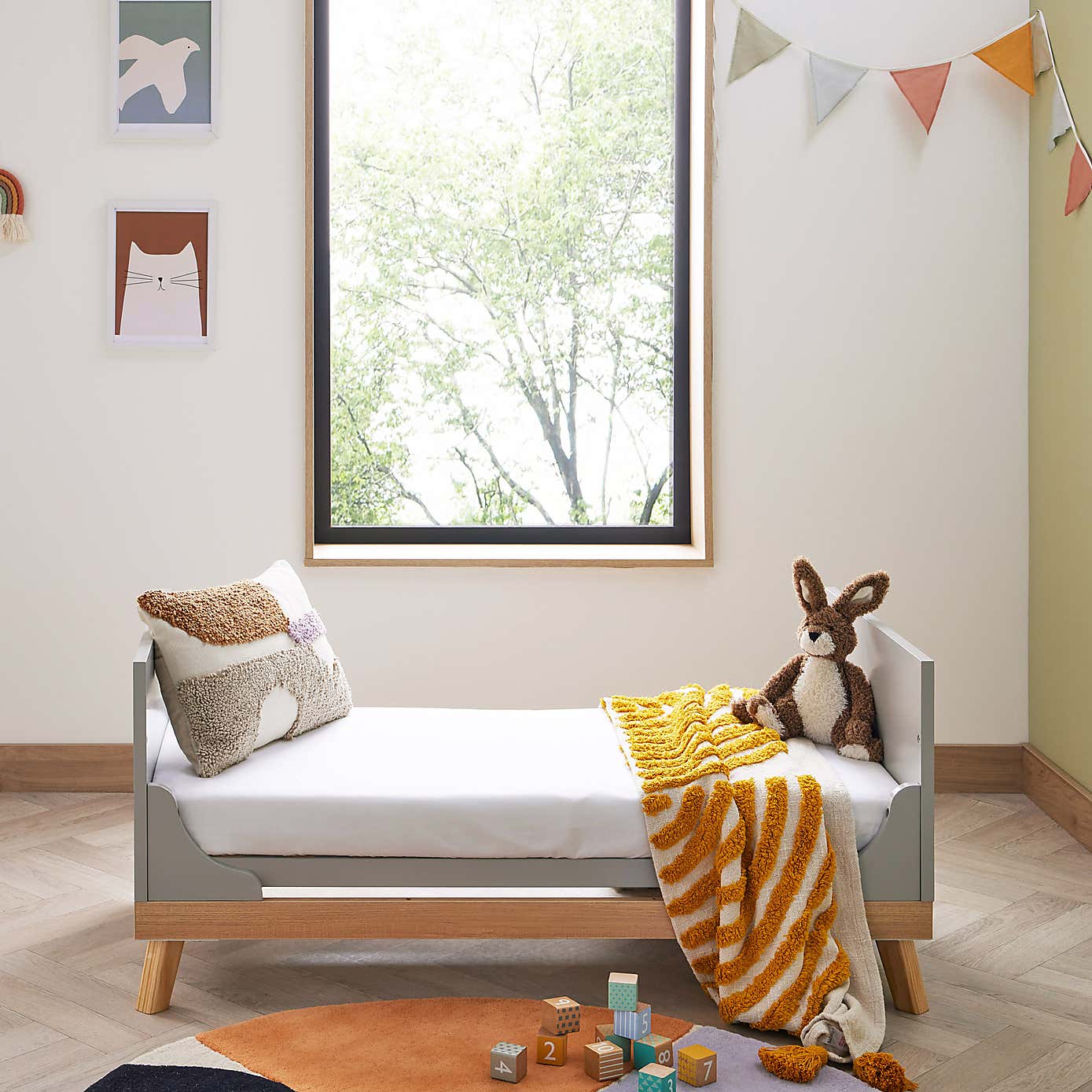 Babymore Mona Mini Cot Bed