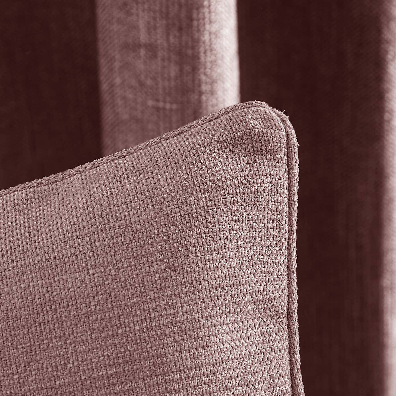 Wynter Old Gold Cushion