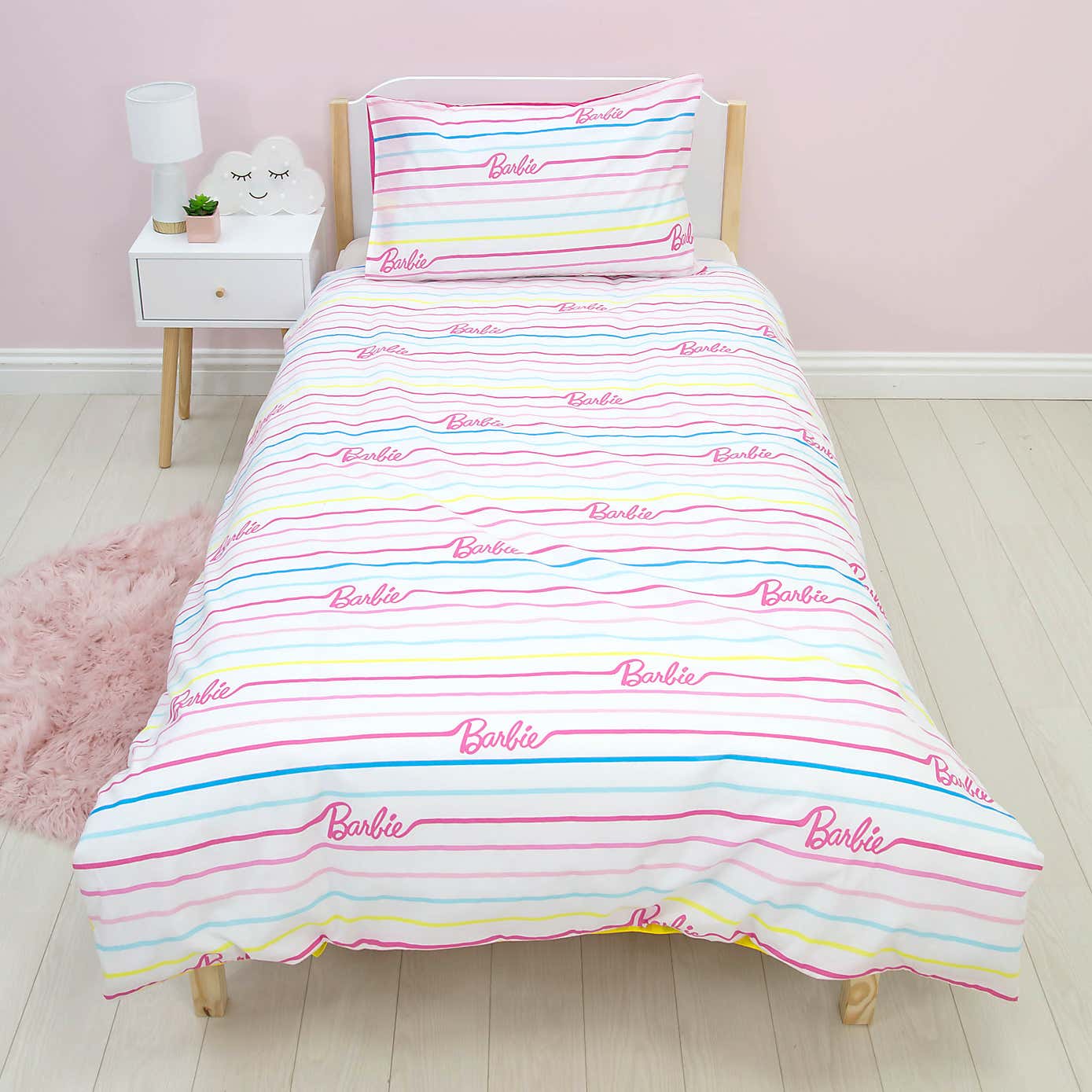 Barbie Unboxed Reversible Single Duvet Cover & Pillowcase Set