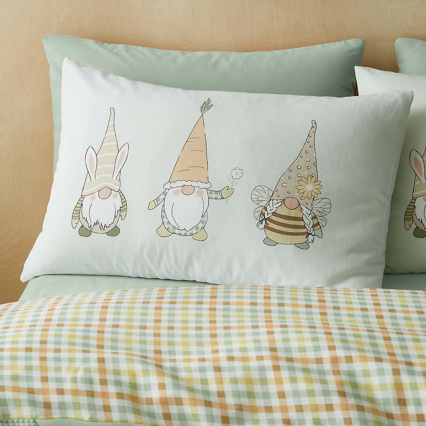 Catherine Lansfield Spring Gnomes Reversible Duvet Cover & Pillowcase Set