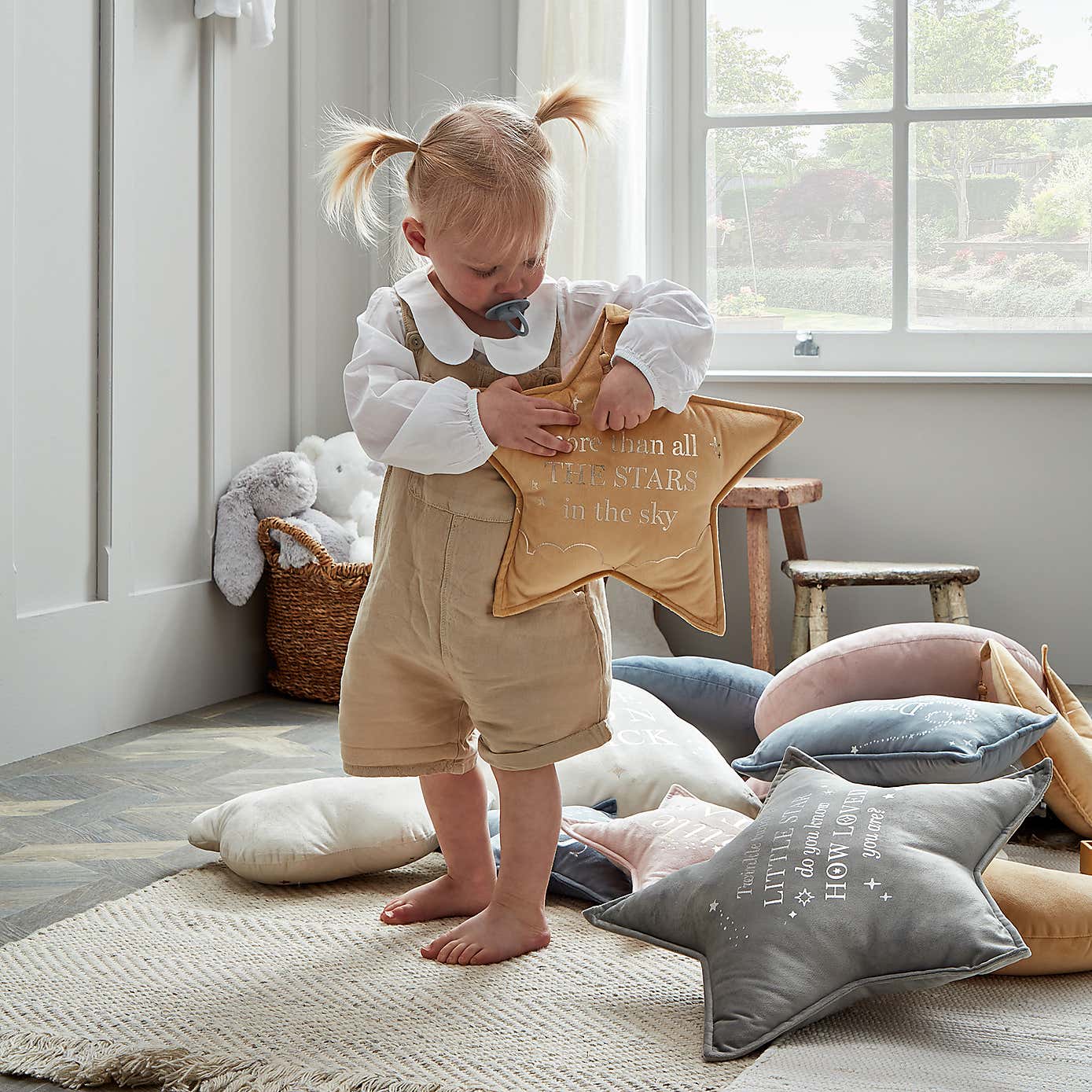 Bambino Twinkle Star Velvet Cushion