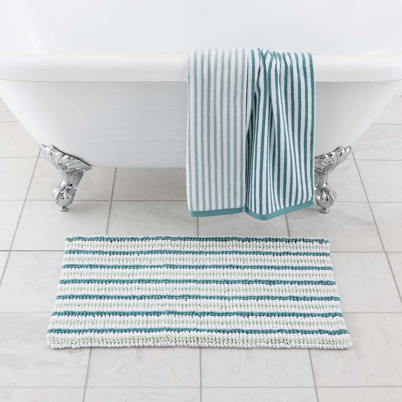 Stripe Bobble Bath Mat