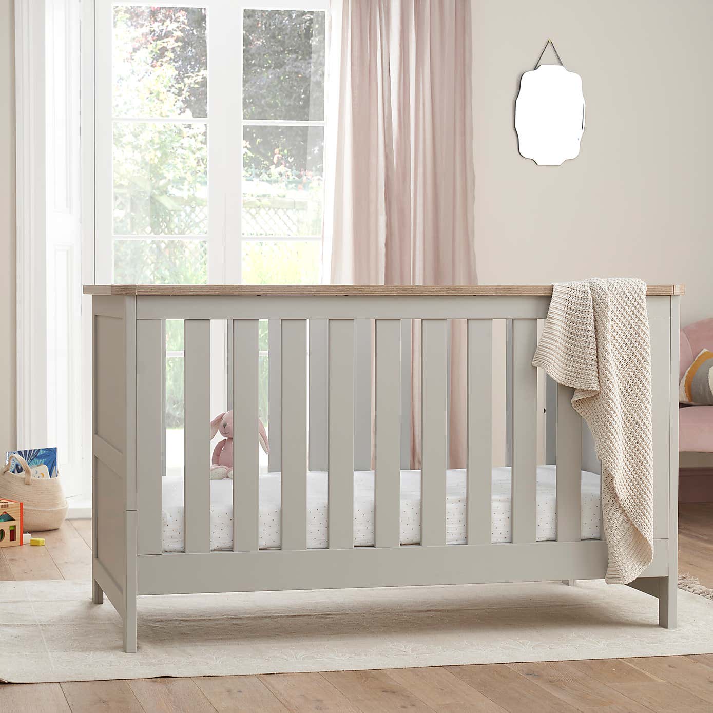 Tutti Bambini Verona 3 Piece Nursery Furniture Set