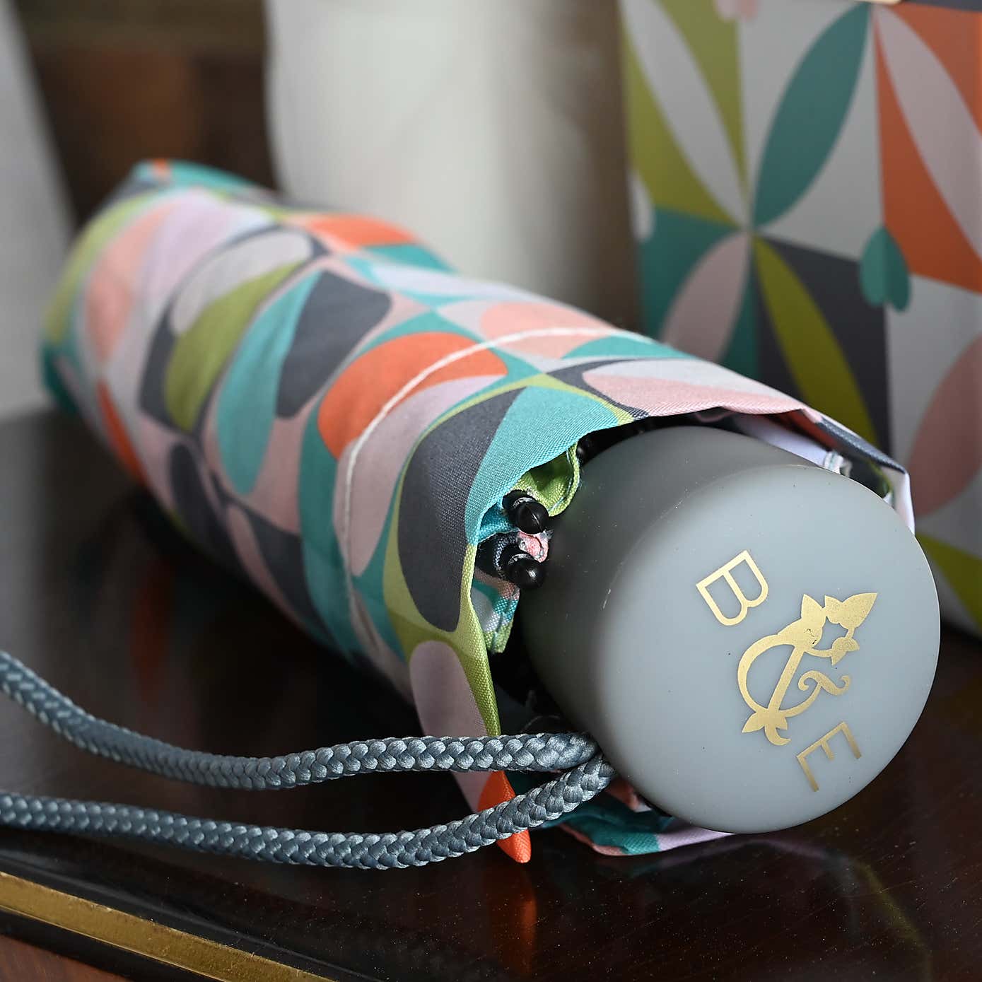 Navigate Carnaby Umbrella Bloom