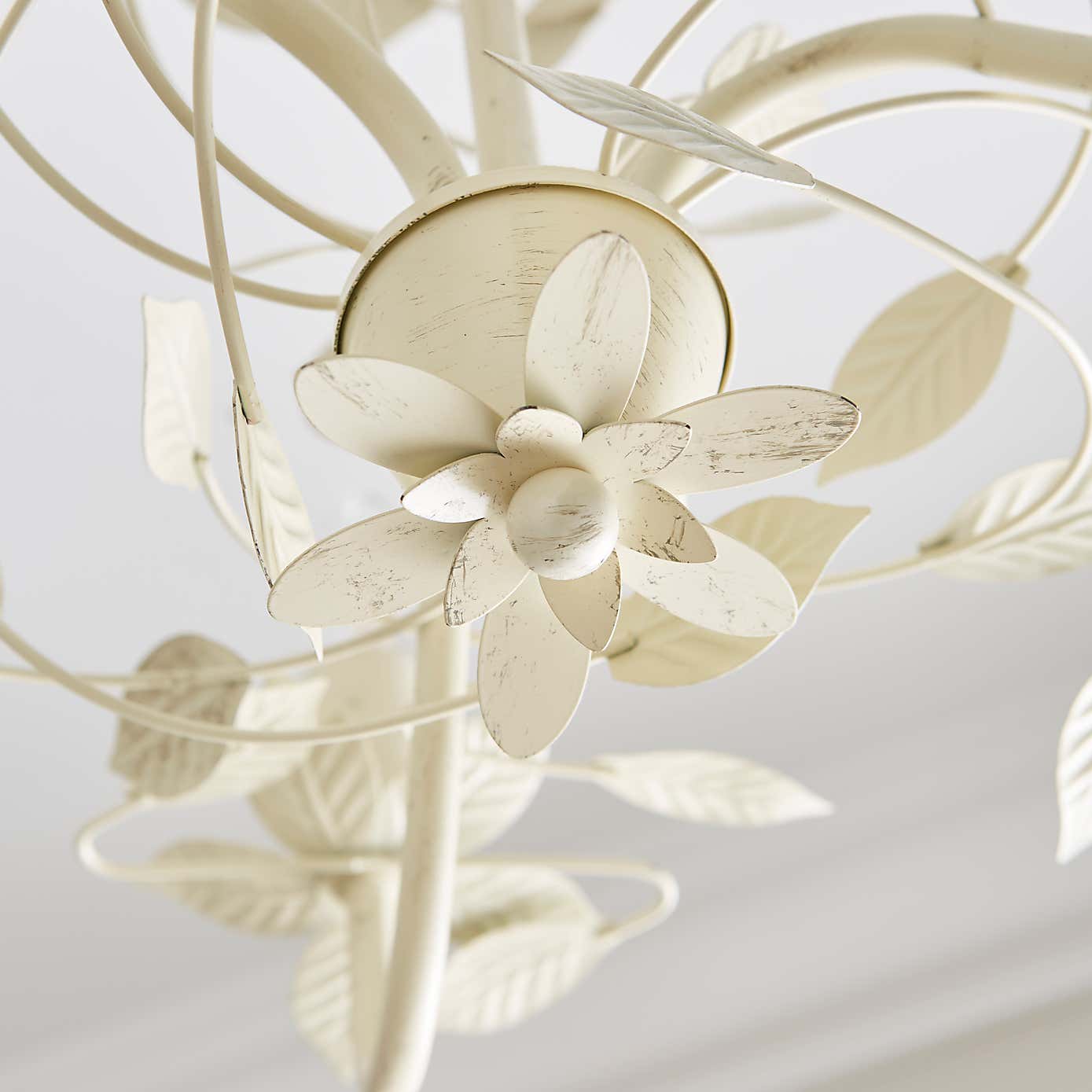 Chantelle Floral 3 Light Chandelier