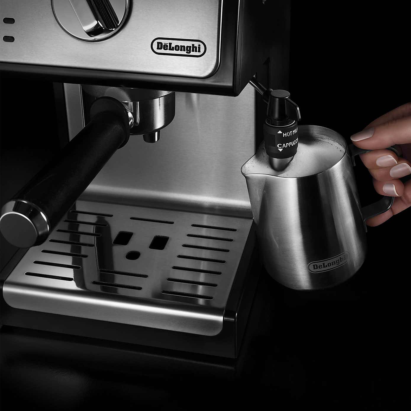 Delonghi Compact Traditional Espresso Coffee Machine