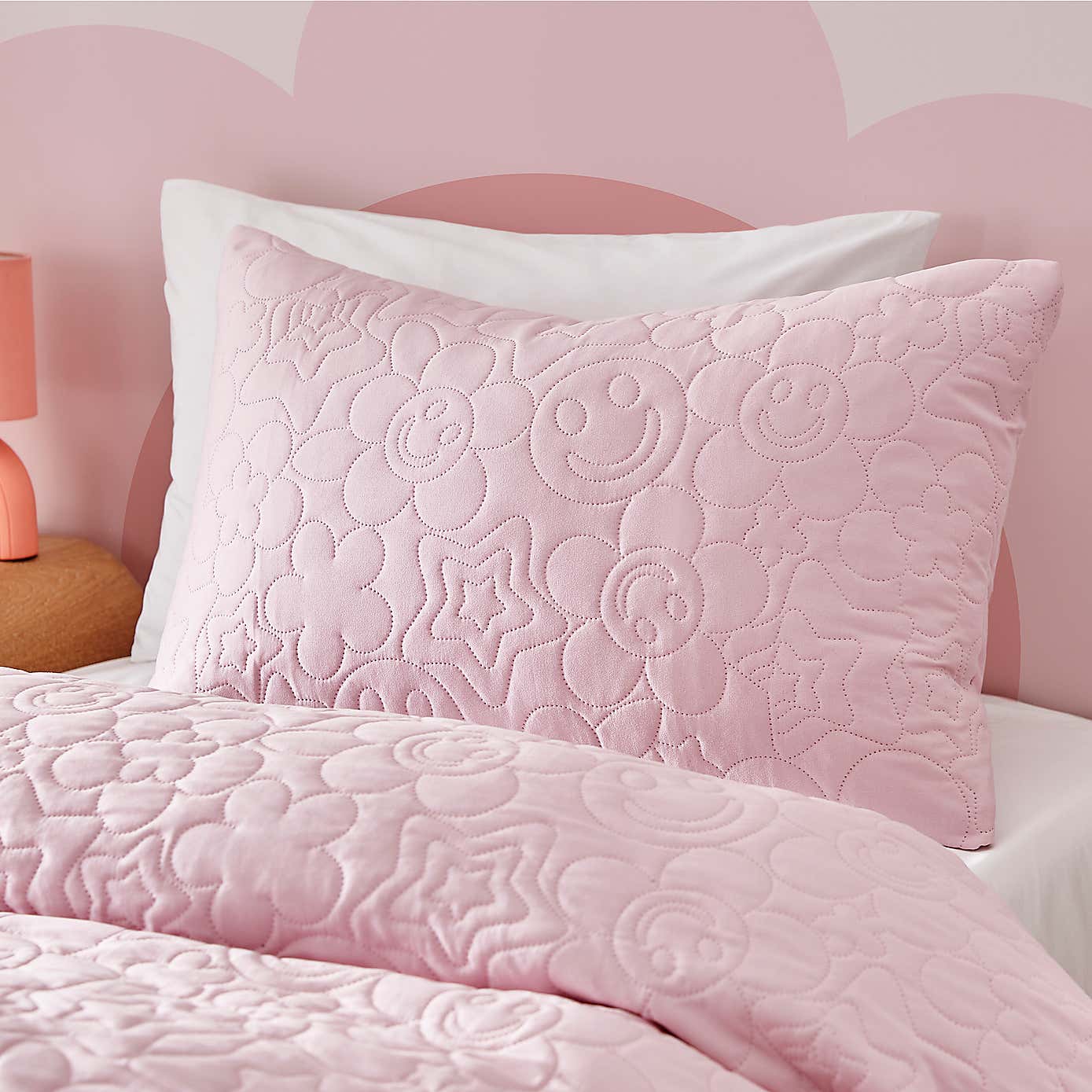 Pinsonic Smiley Single Duvet Cover and Pillowcase Set