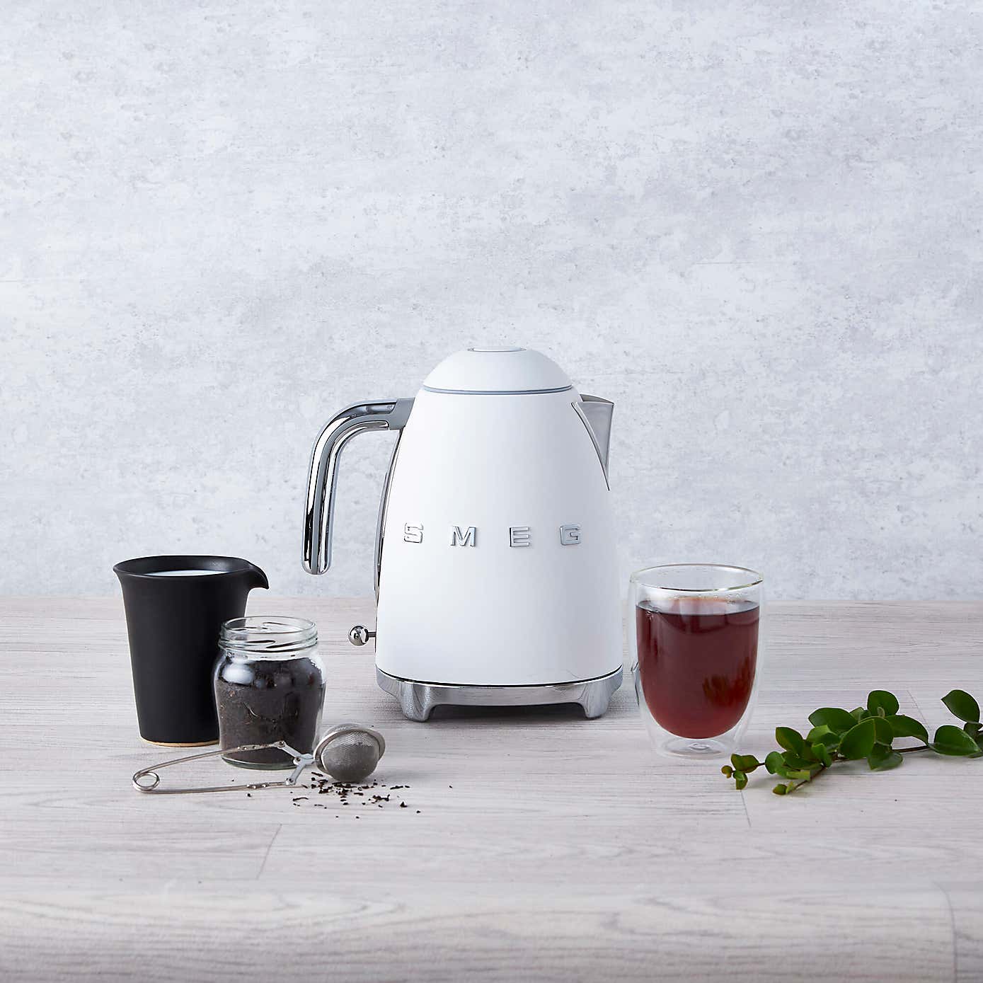 SMEG Retro Electric Kettle