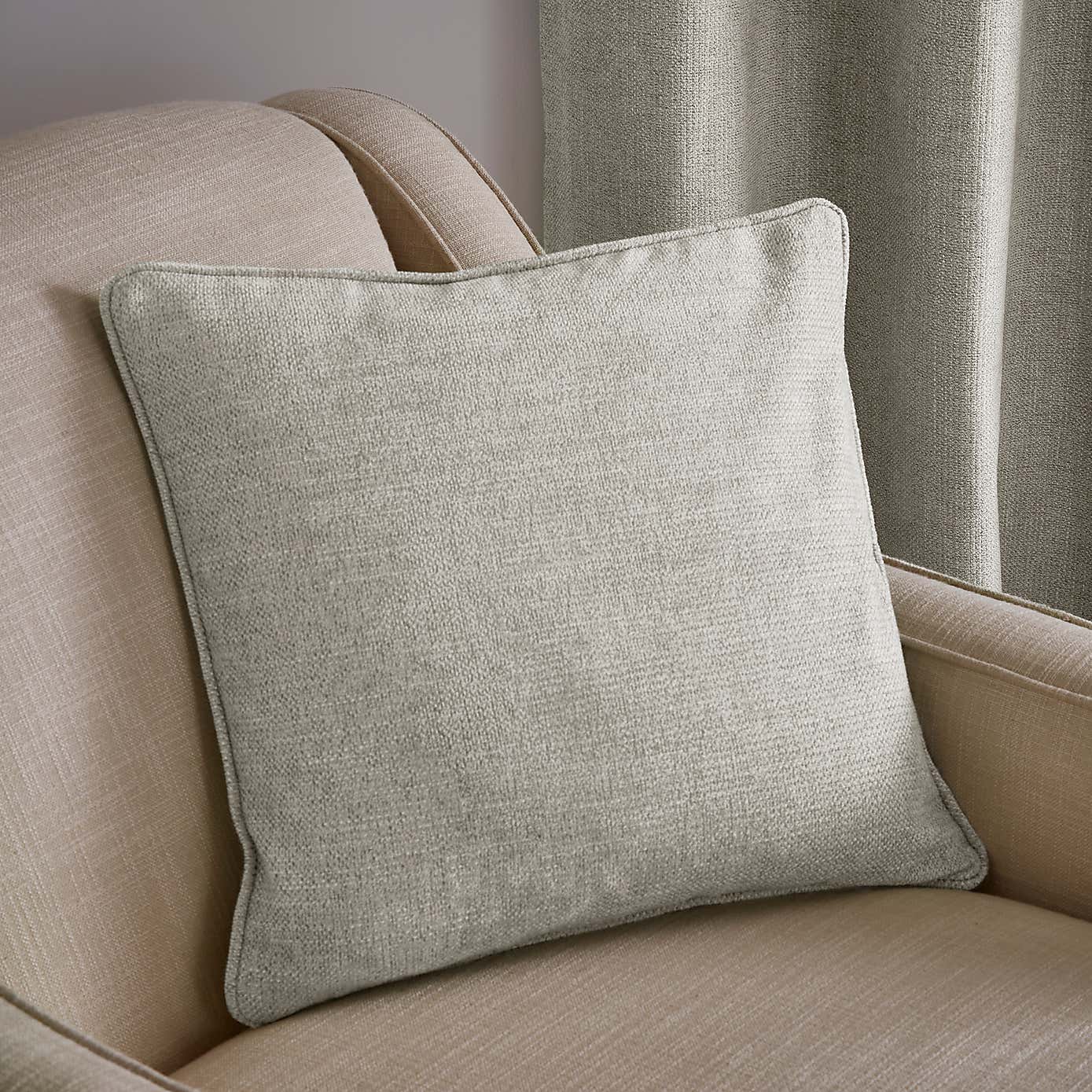 Wynter Thermal Eyelet Curtains