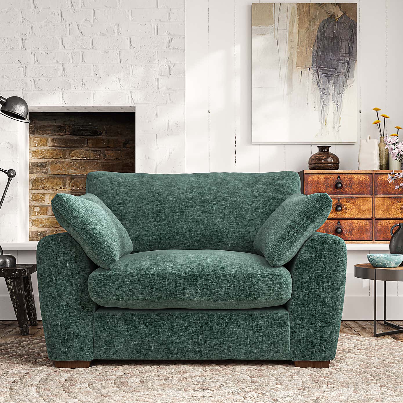 Madison Snuggle Chair